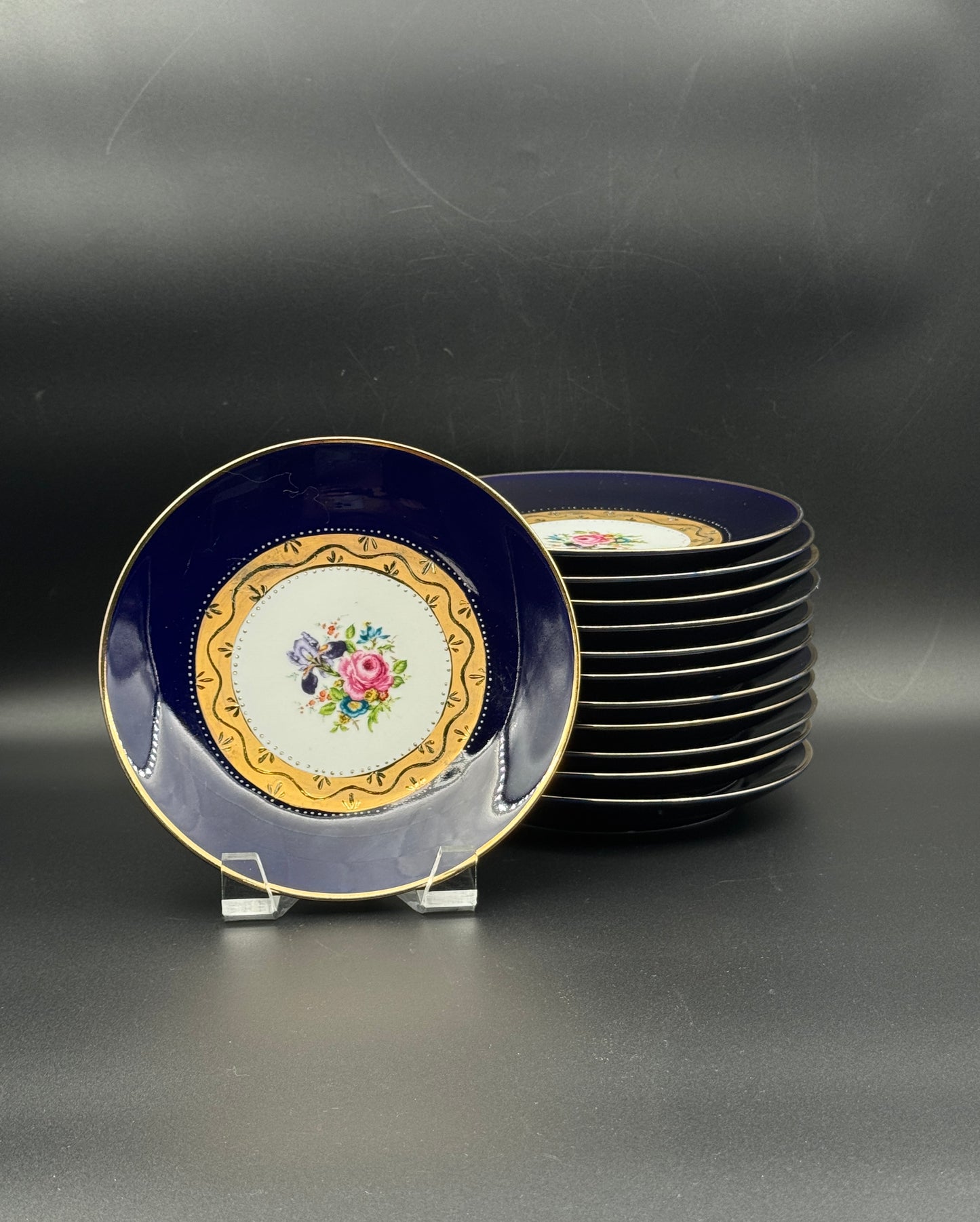 Danico Dessert Plates – Set of 12 – Navy with Gold Rim and Rose Flower Center