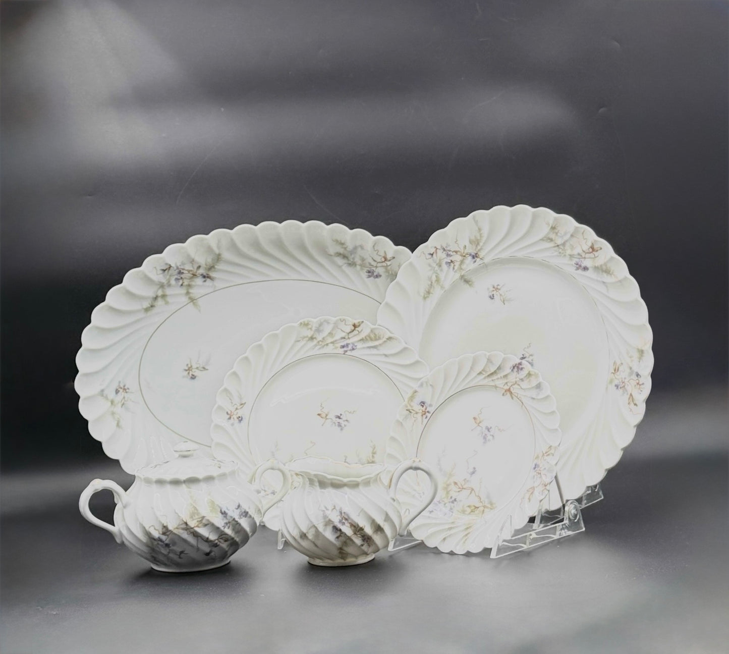 Haviland Orsay China – Lavender Vine Flower – 19-Piece Set