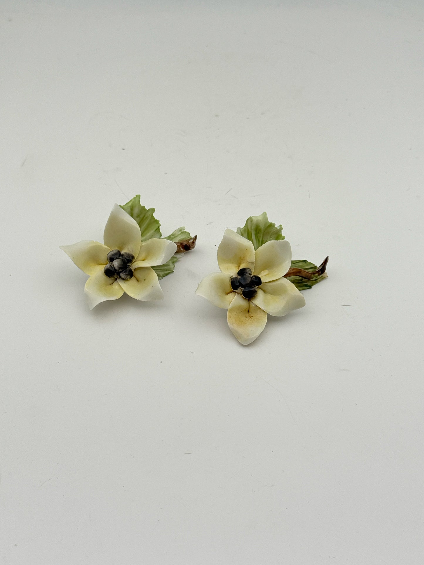 Vintage Capidimonte Handpainted Flower Placecard Holders- Set Of 16