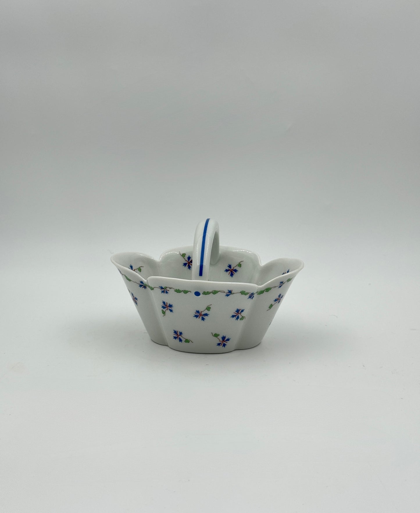 Haviland Limoges Basket – “Blue Cornflower Garland” – France