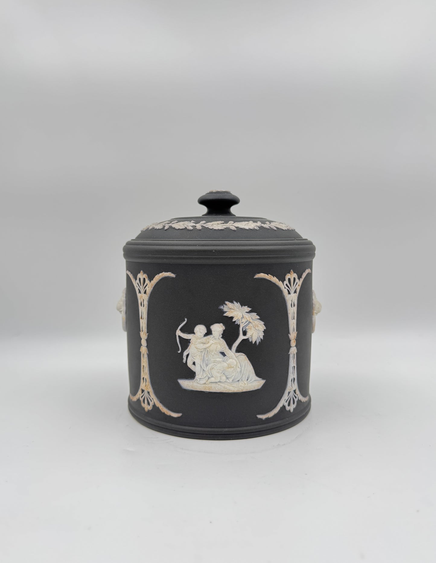 Wedgwood Black Basalt Stilton or Tobacco Jar – Three-Piece Lidded Pot with Classical Relief