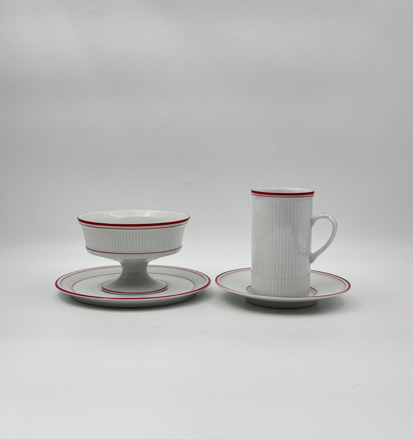 Fitz and Floyd “Holiday Classic” Fine Porcelain Dessert Set – Set of 8 Coffee Cups and Compotes with Saucers