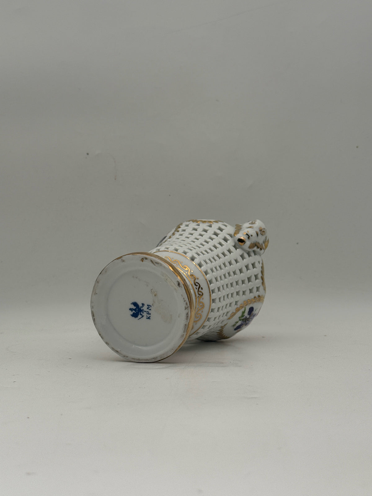 KPM Handpainted Potpourri Jar