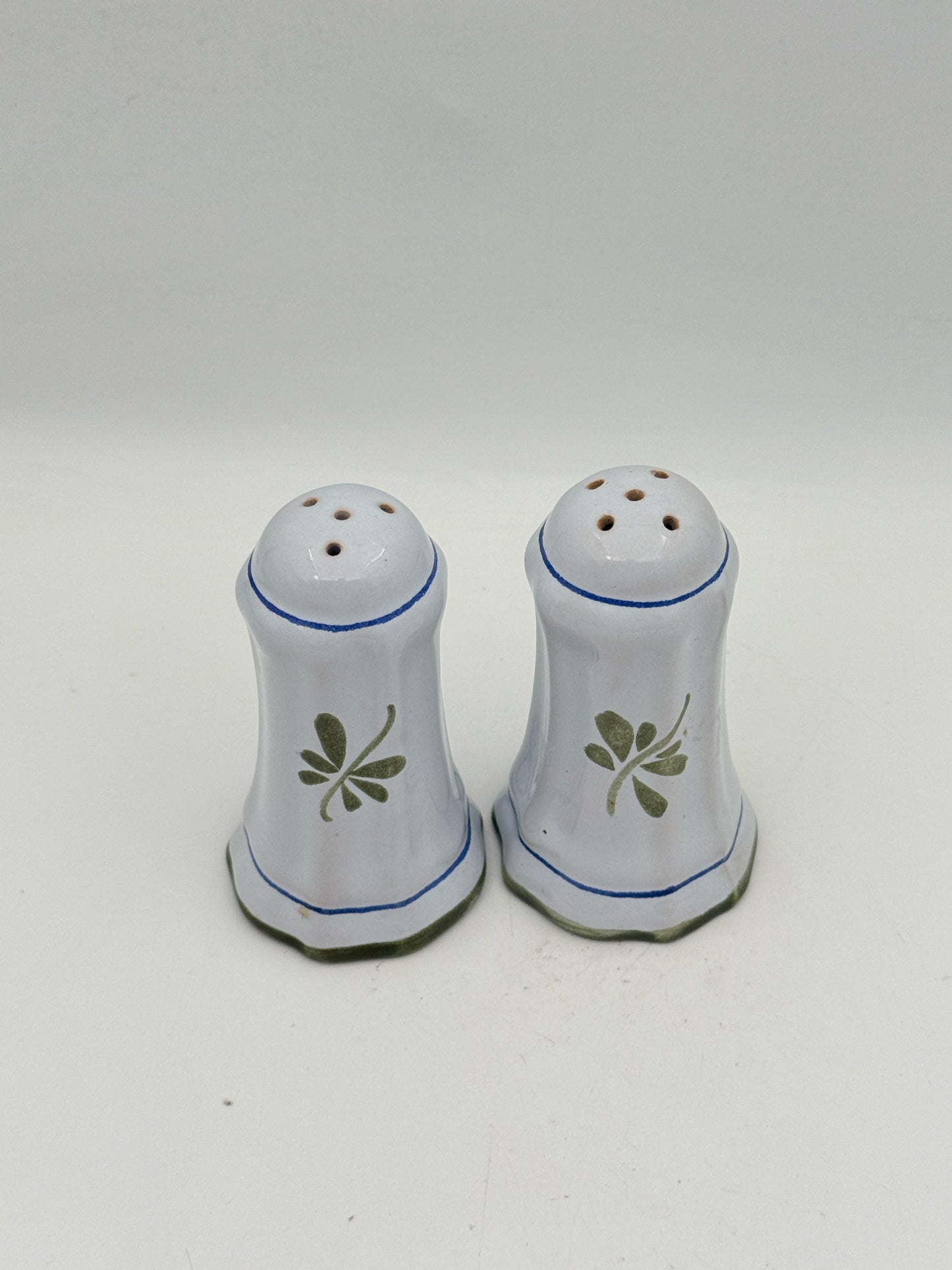 Cantagalli "Garofaro Carnation" Salt And Pepper Shaker