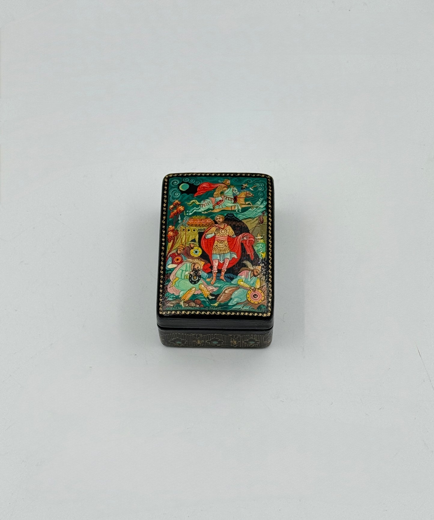Russian Lacquer Box – Hand-Painted Fairy Tale Scene