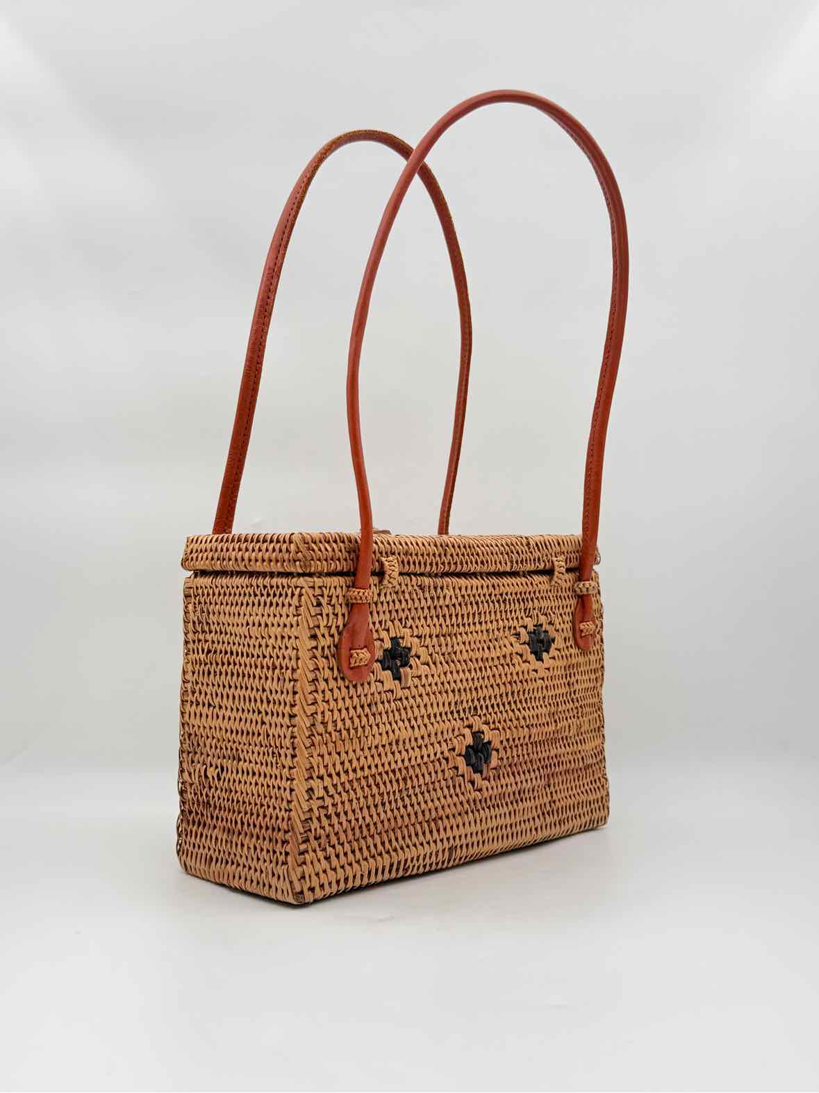 Ata Vine Diamond Pattern Box Purse Handbag – Woven Rattan with Leather Strap & Batik Lining