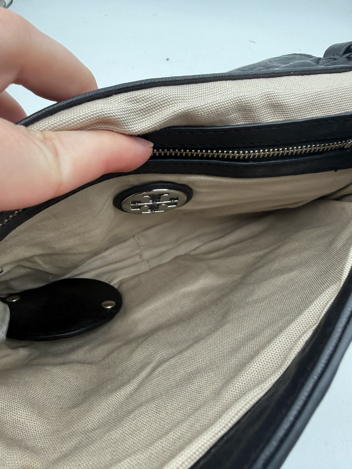Tory Burch Black Leather Purse With Dustbag