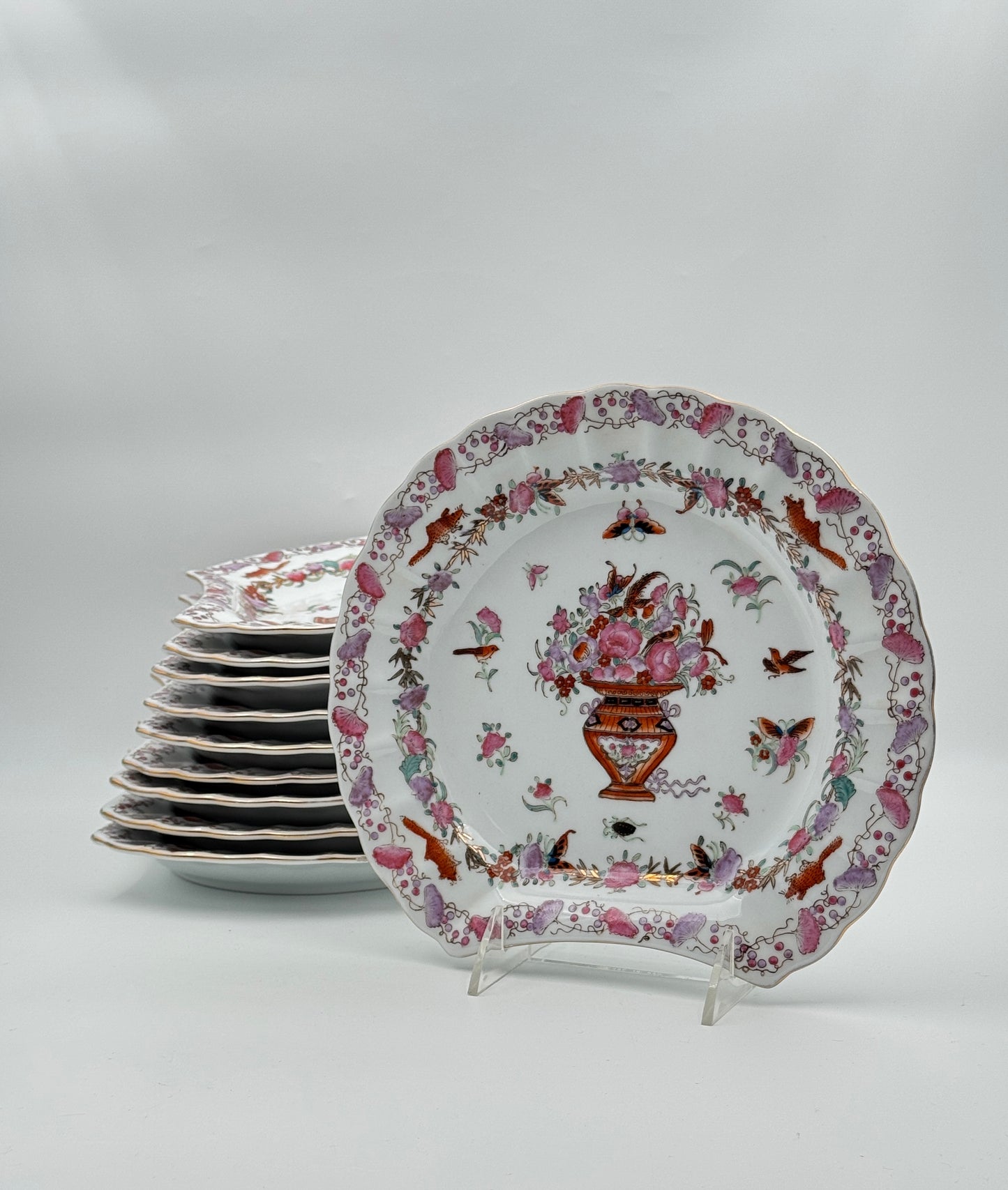 Set of 10 Chinese Ironstone Scalloped Plates – Floral Vase & Butterfly Pattern