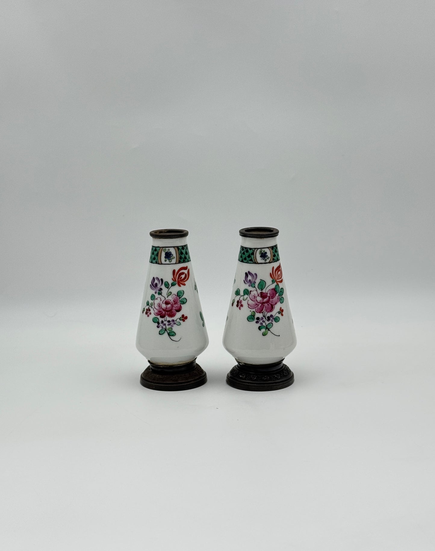 Pair of Handpainted Porcelain Bud Vases – Floral Design