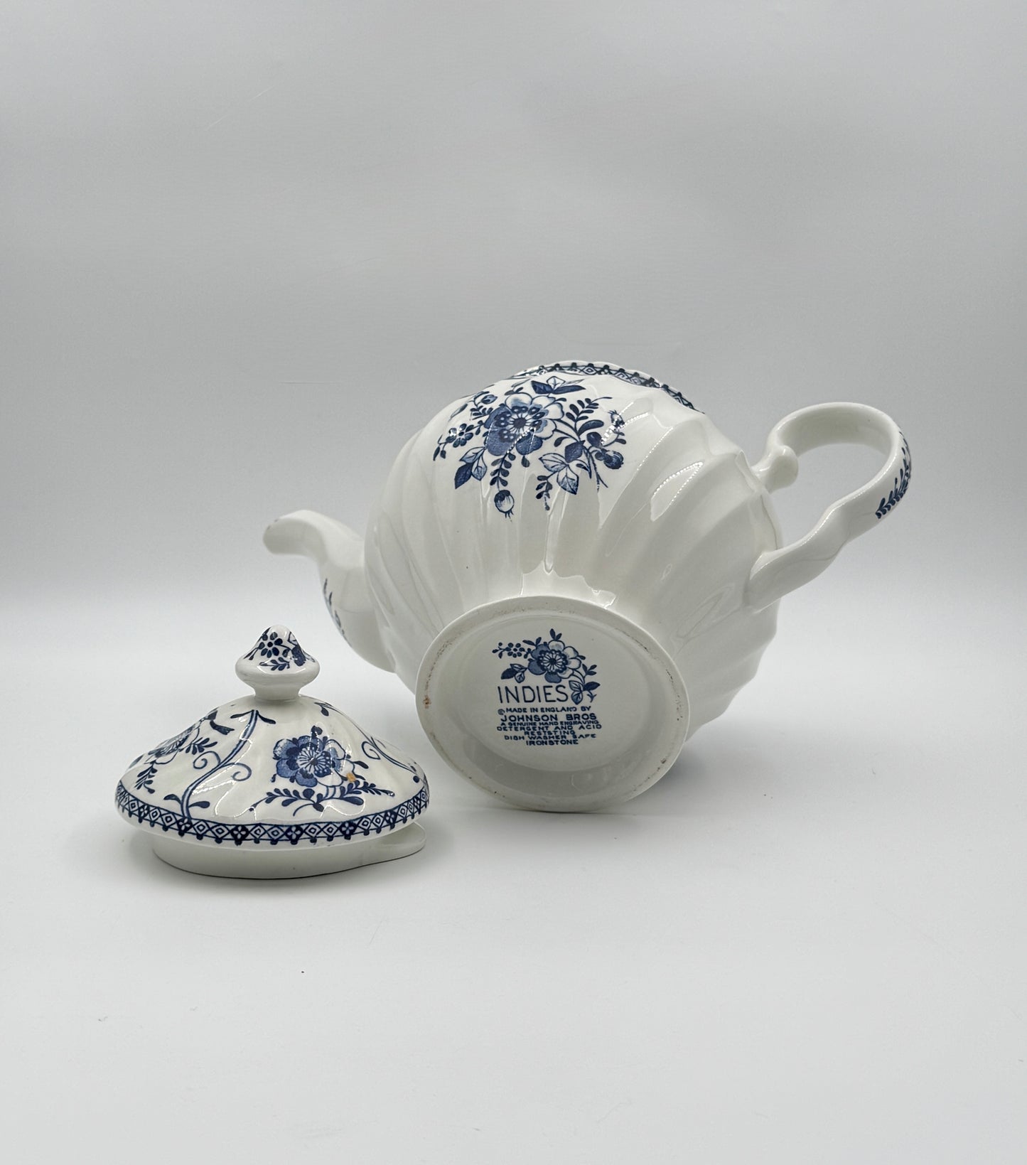 Johnson Bros. “Indies” Teapot – Blue Floral Ironstone – Made in England