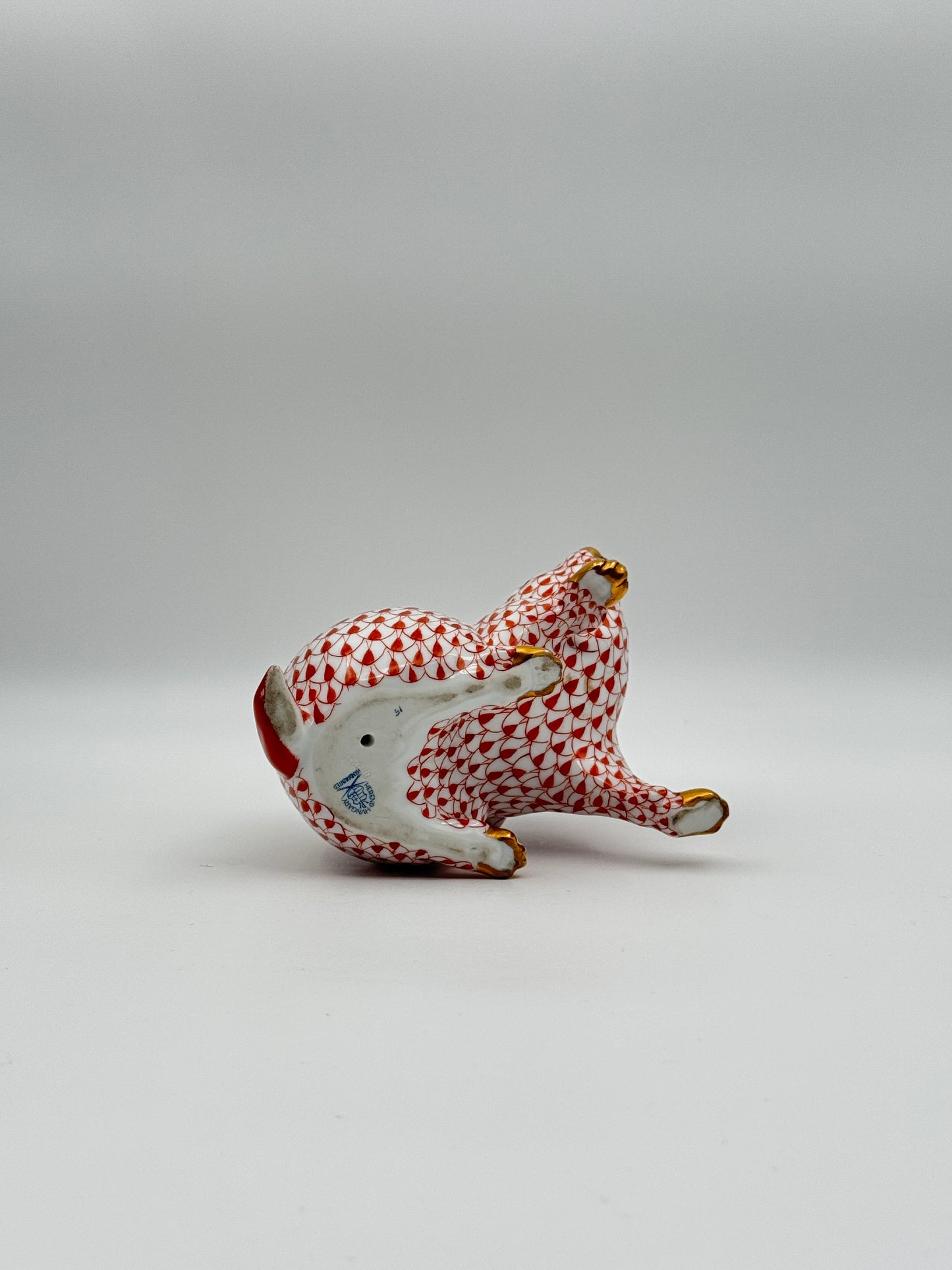 Herend Large Rabbit Figurine – 6" Porcelain Bunny with Ear Back & Paw Up – Rust Fishnet Pattern