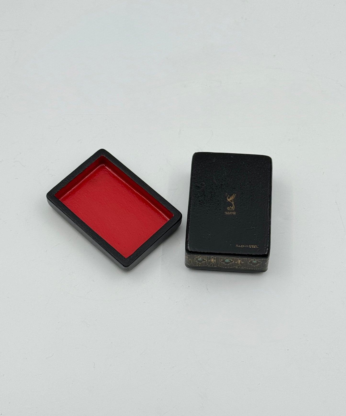 Russian Lacquer Box – Hand-Painted Fairy Tale Scene