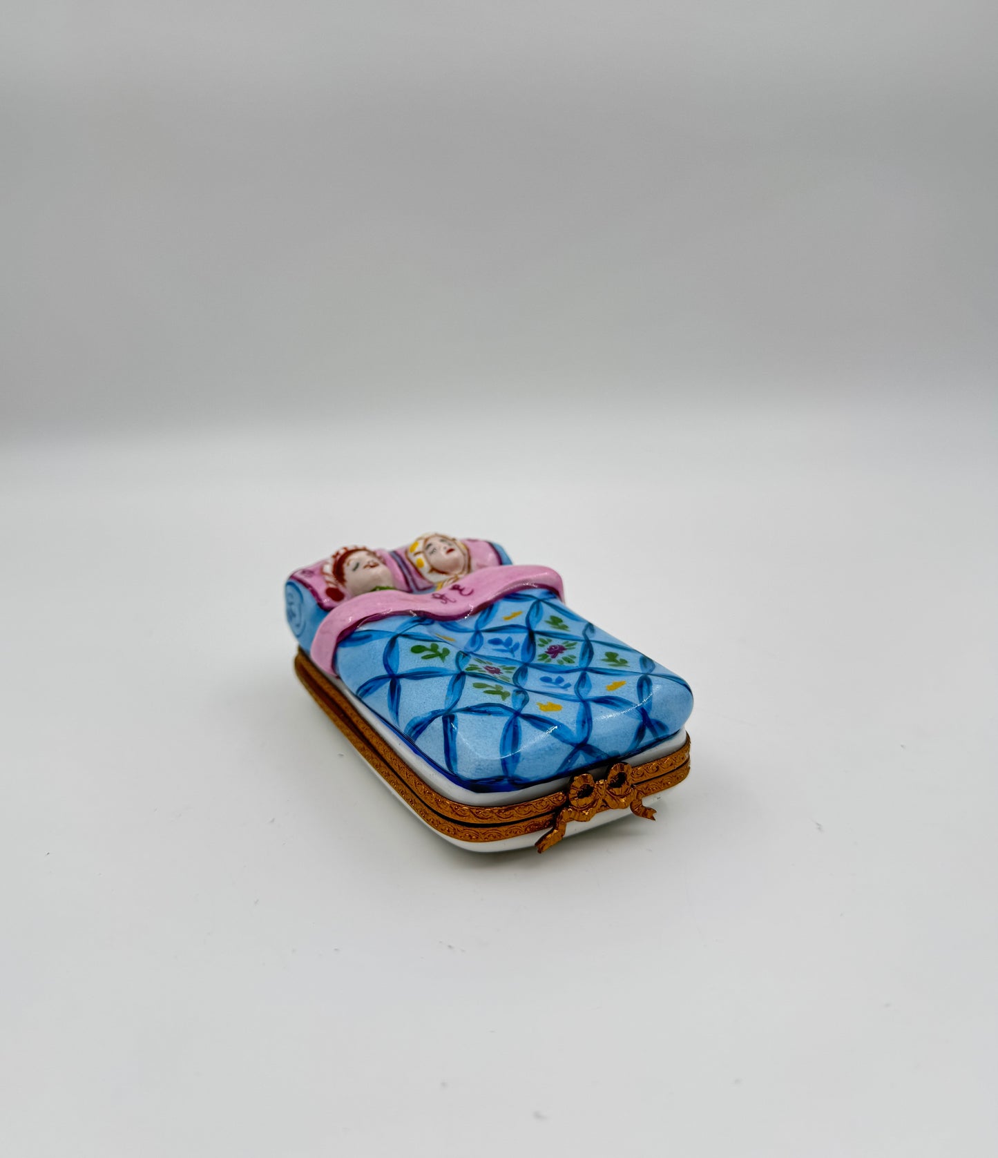 Limoges France Porcelain Trinket Box – Hand-Painted Sleeping Couple in Bed – Collectible French Keepsake with Gold Accents