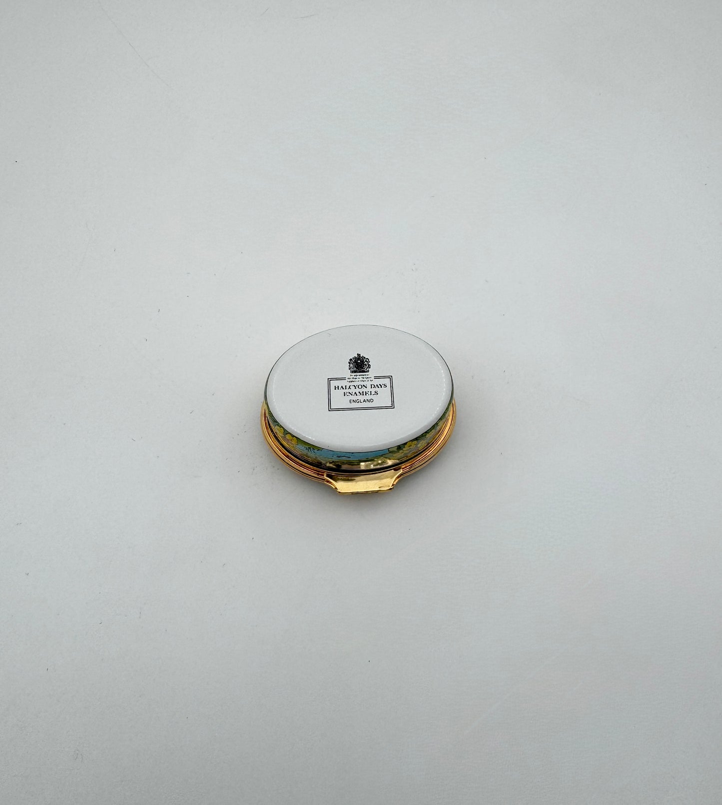 Halcyon Days Enamel Box “A Year to Remember” 2001 – With Box, England