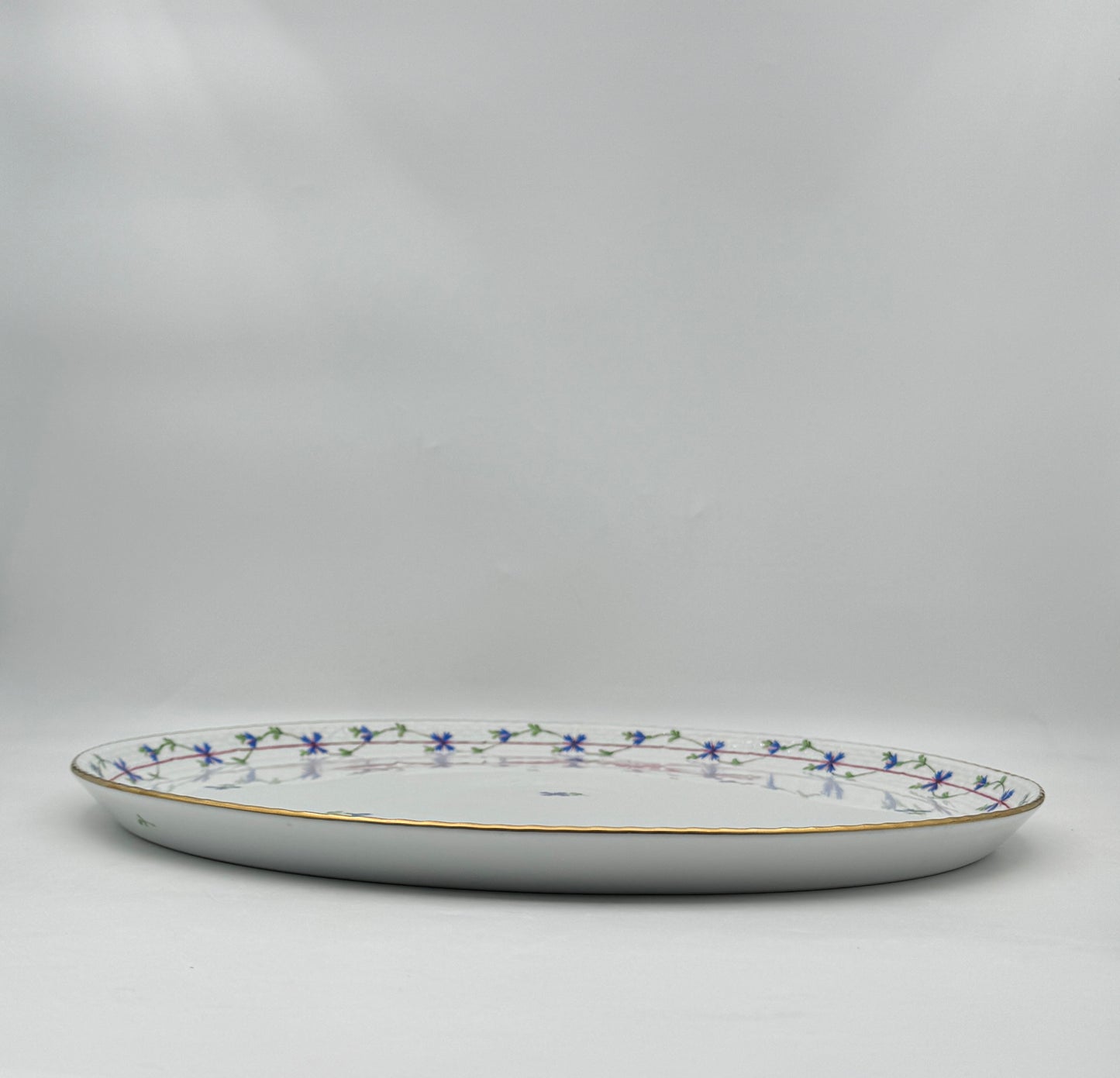 Herend “Blue Garland” Round Porcelain Tray – Handcrafted in Hungary