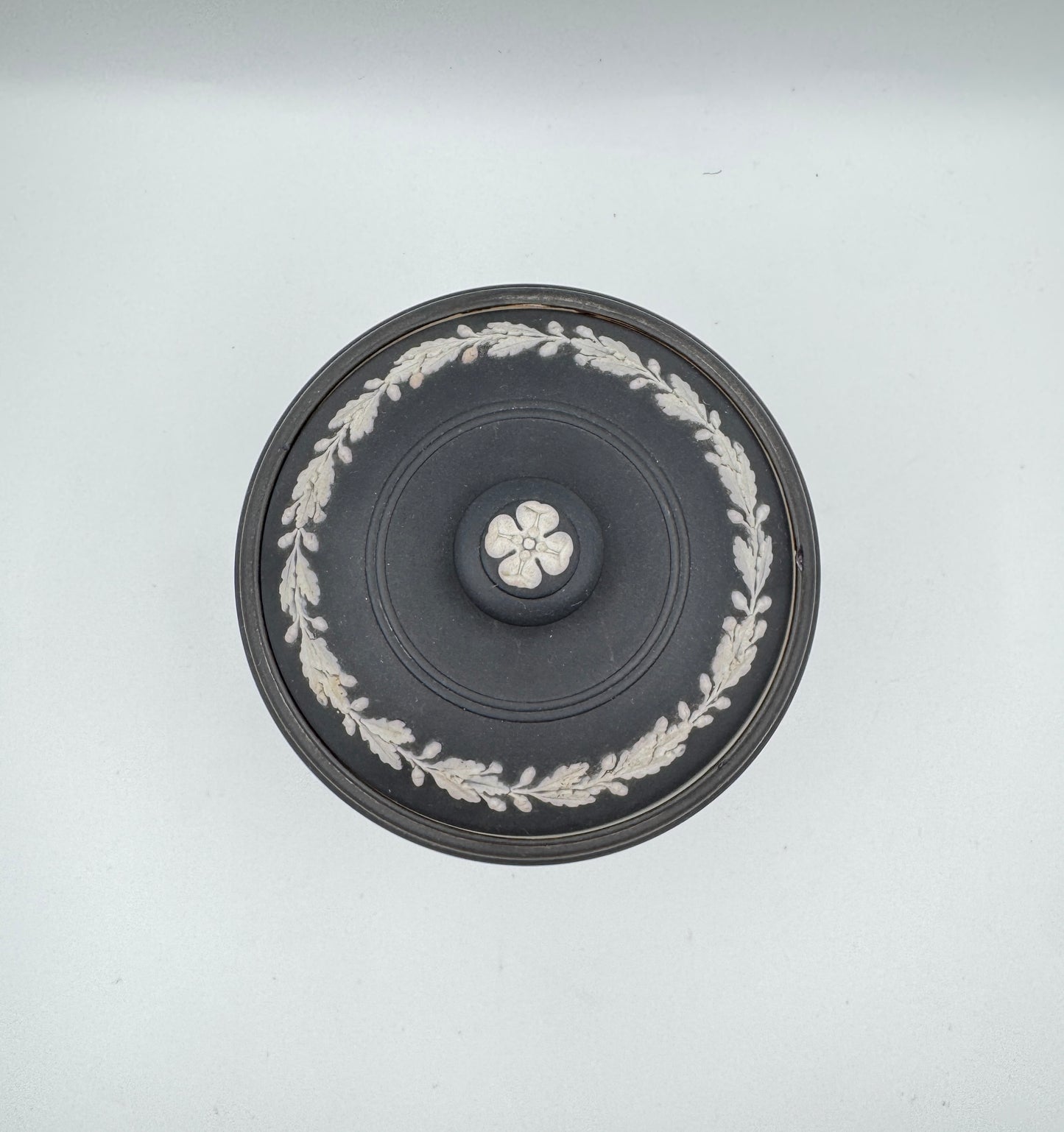 Wedgwood Black Basalt Stilton or Tobacco Jar – Three-Piece Lidded Pot with Classical Relief