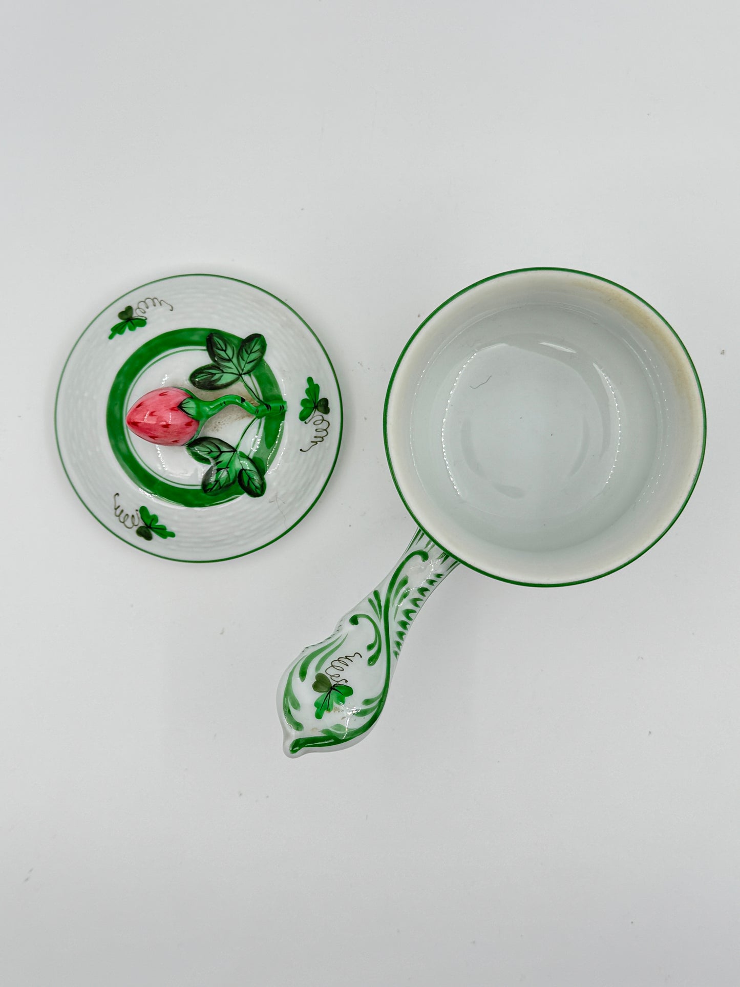 Herend Pot de Crème with Handle – Vienna Rose Design