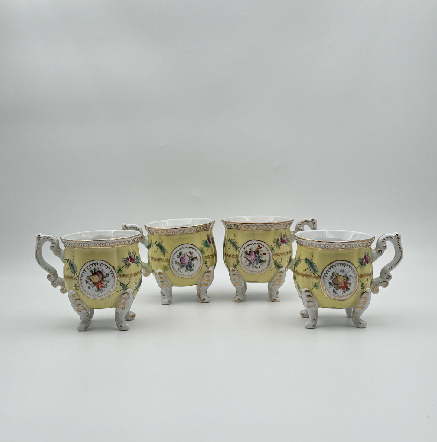 Dresden Porcelain Tea Service – Hand-Painted Floral & Gilt – 8 Pieces with Tray – Germany