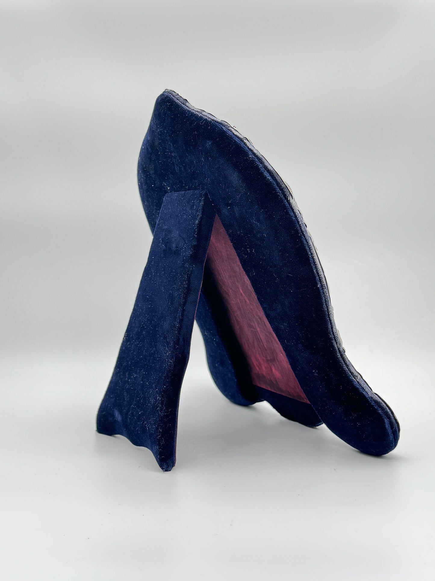 Antique English Sterling Silver Heart-Shaped Mirror – Wm. Comyns, London 1895