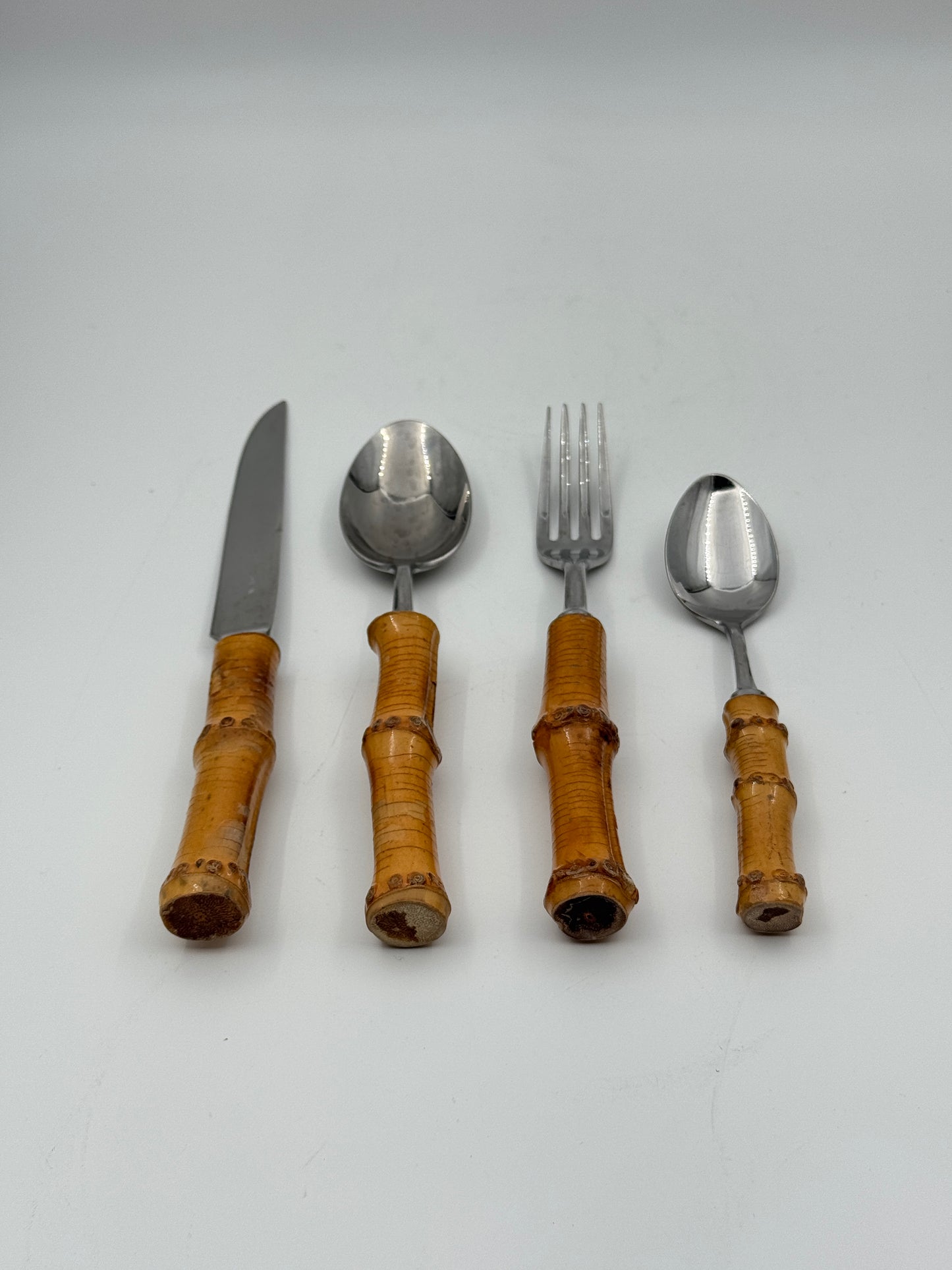 Rattan-Handled Stainless Steel Cutlery Set – 16 Pieces
