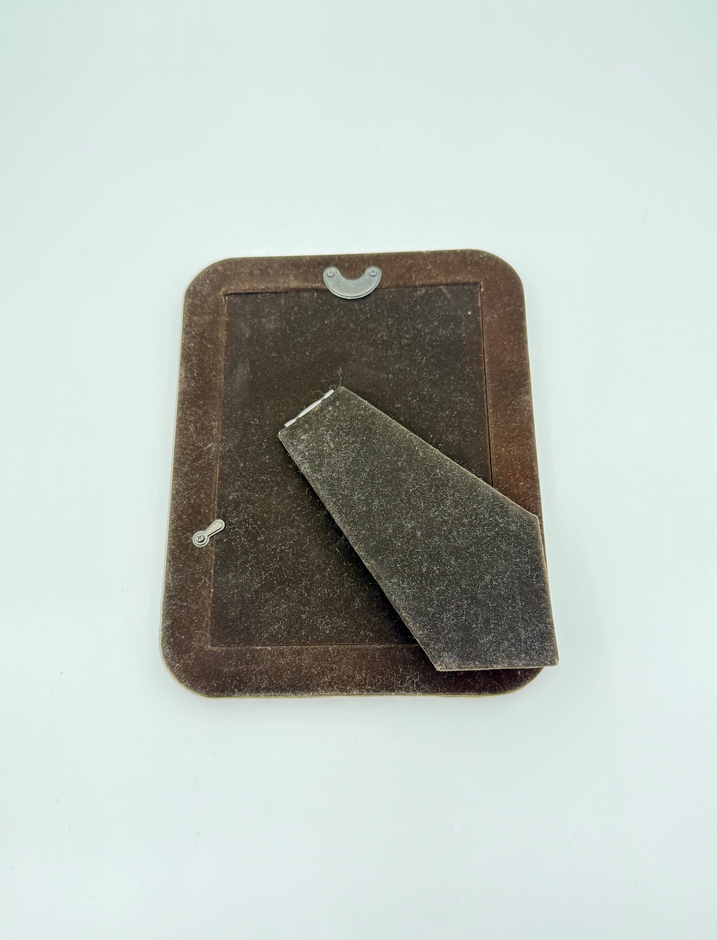 Silverplate Rope-Border Picture Frame – 5" x 7", Velvet Back