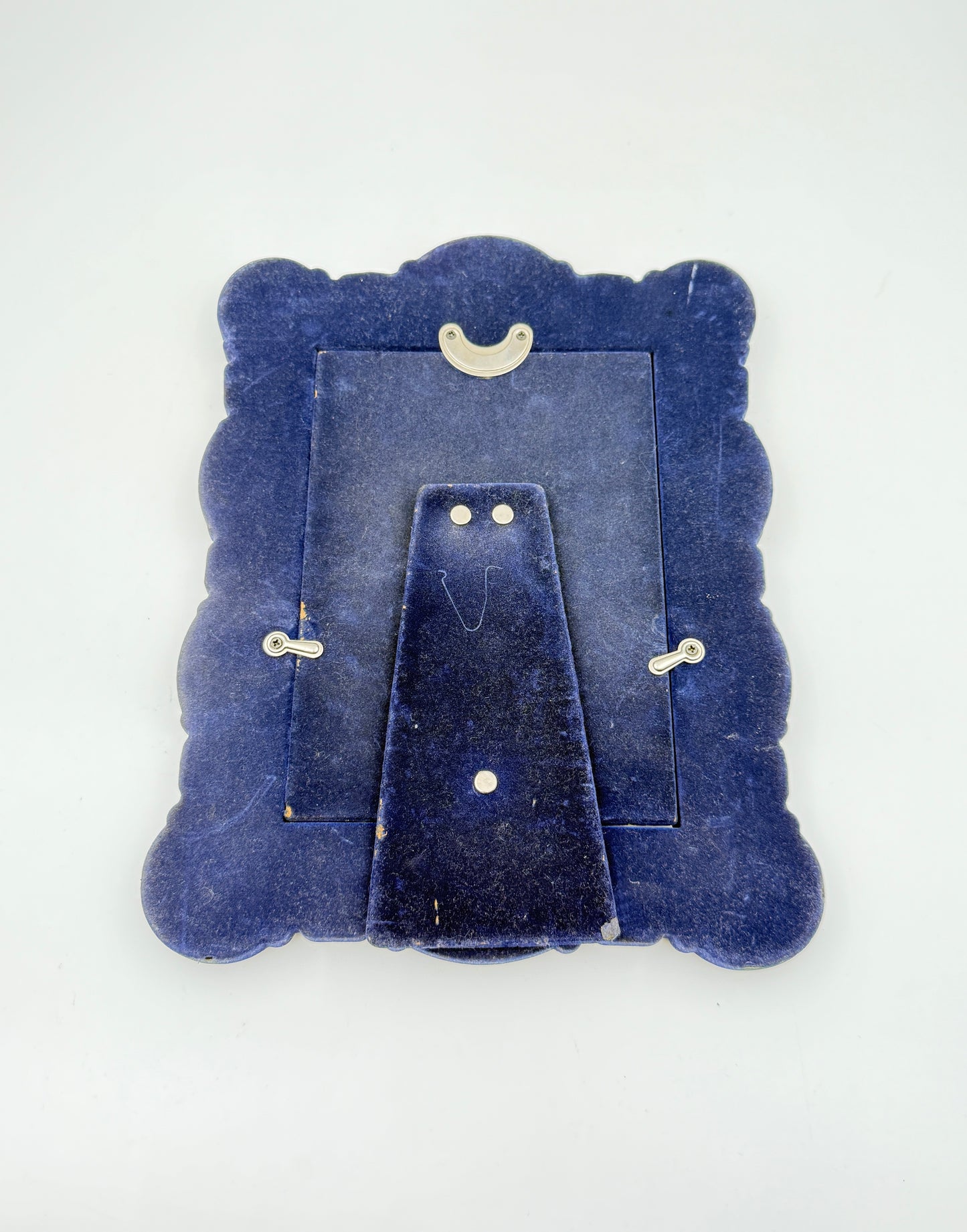 Silverplate Baroque Picture Frame – 5" x 7", Velvet Back