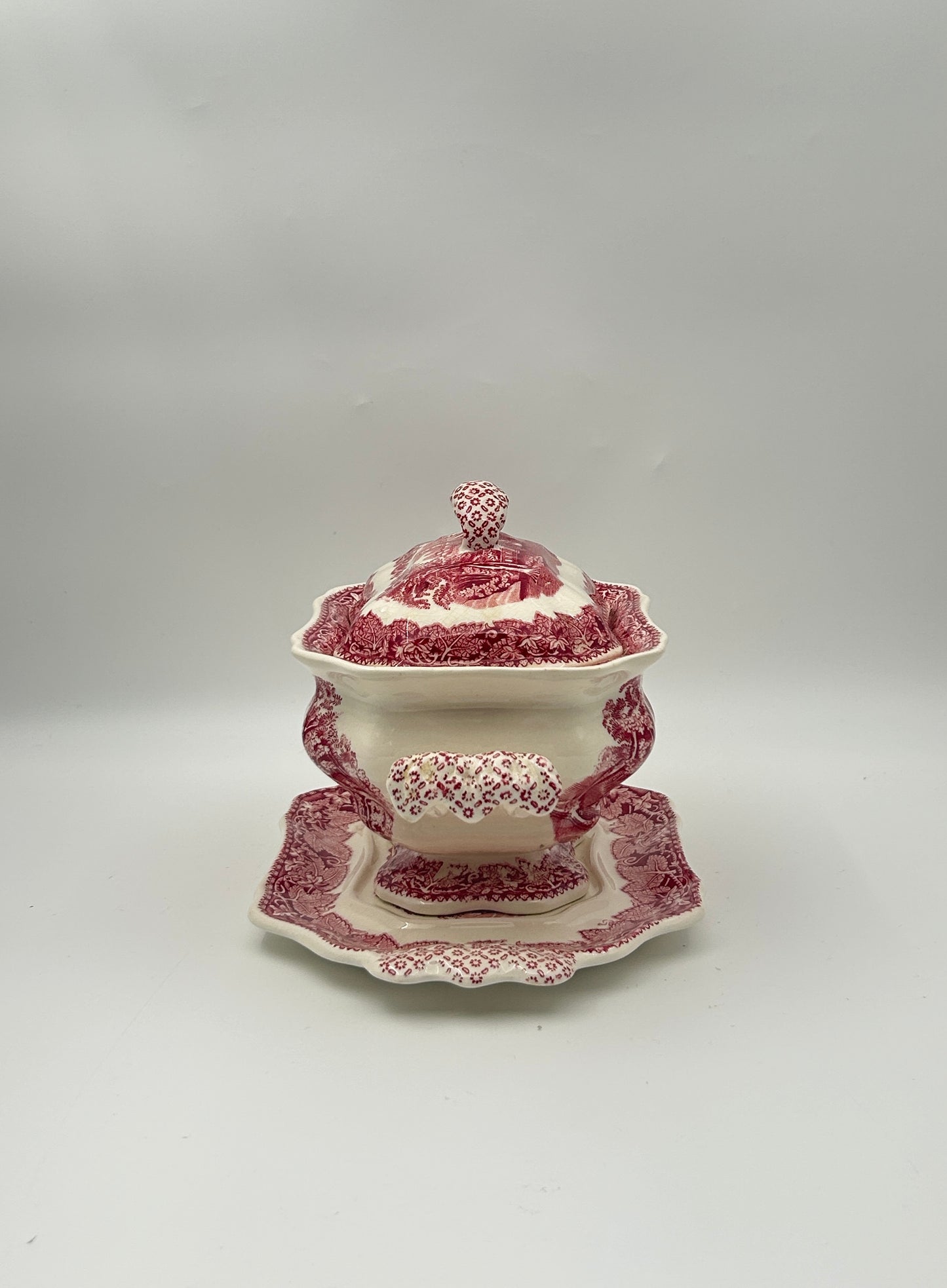 Mason’s Vista Small Tureen with Lid and Underplate – Pink/Red Transferware – Made in England