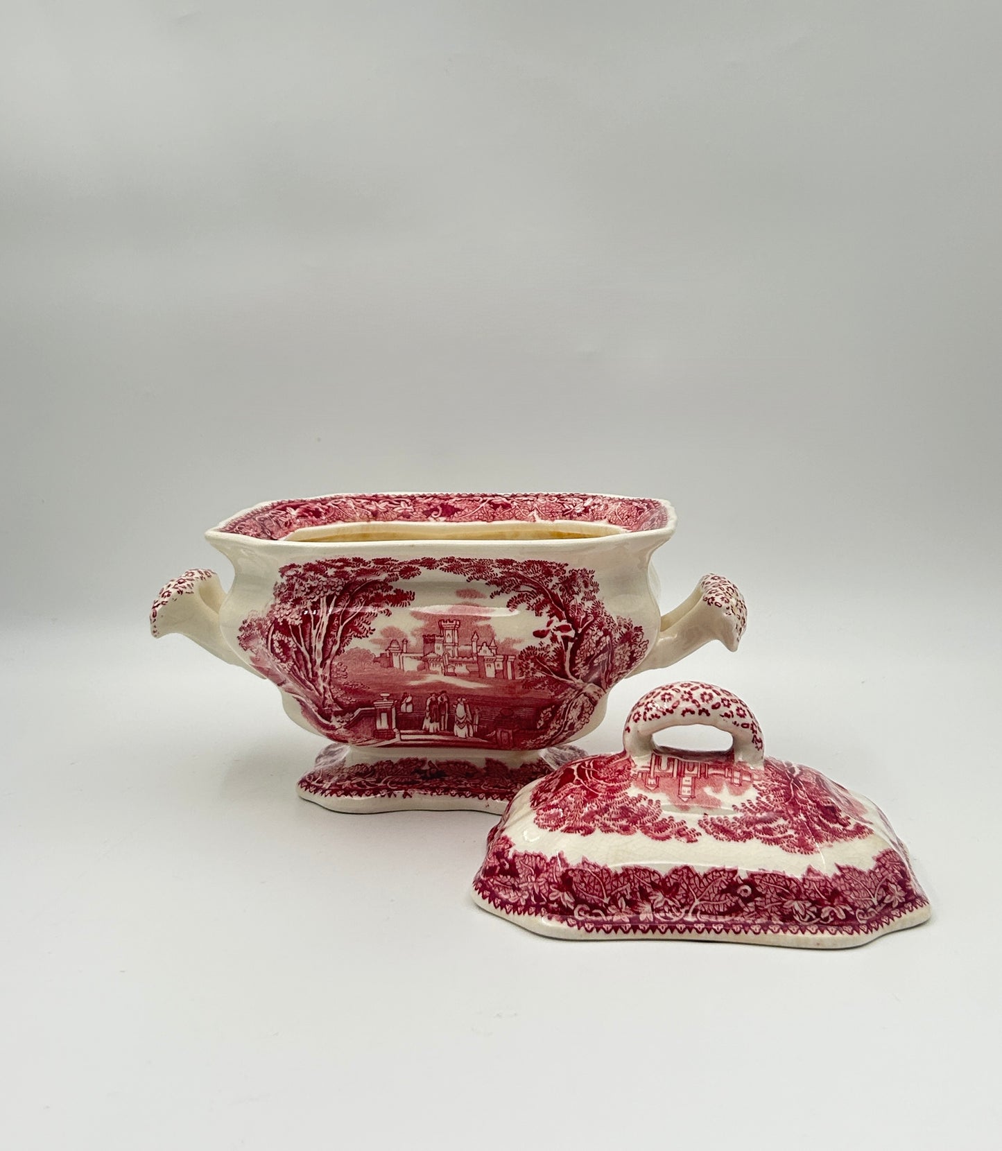 Mason’s Vista Small Tureen with Lid and Underplate – Pink/Red Transferware – Made in England