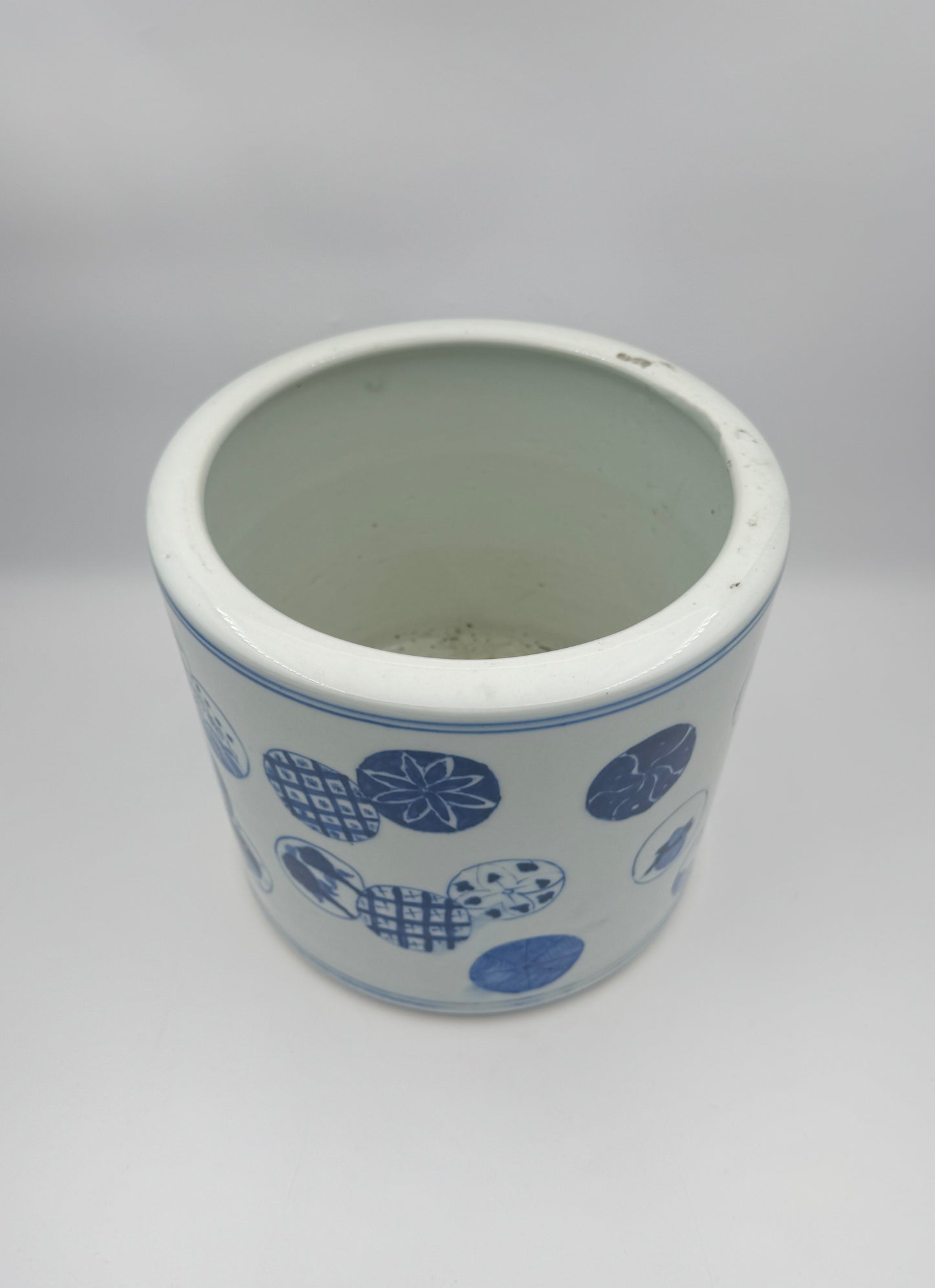 Blue and White Porcelain Planter – Circle Motif