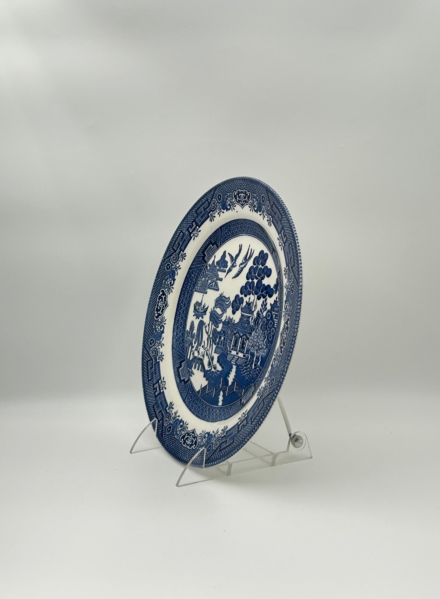 Set of 8 Churchill Staffordshire Blue Willow Dinner Plates – Made in England