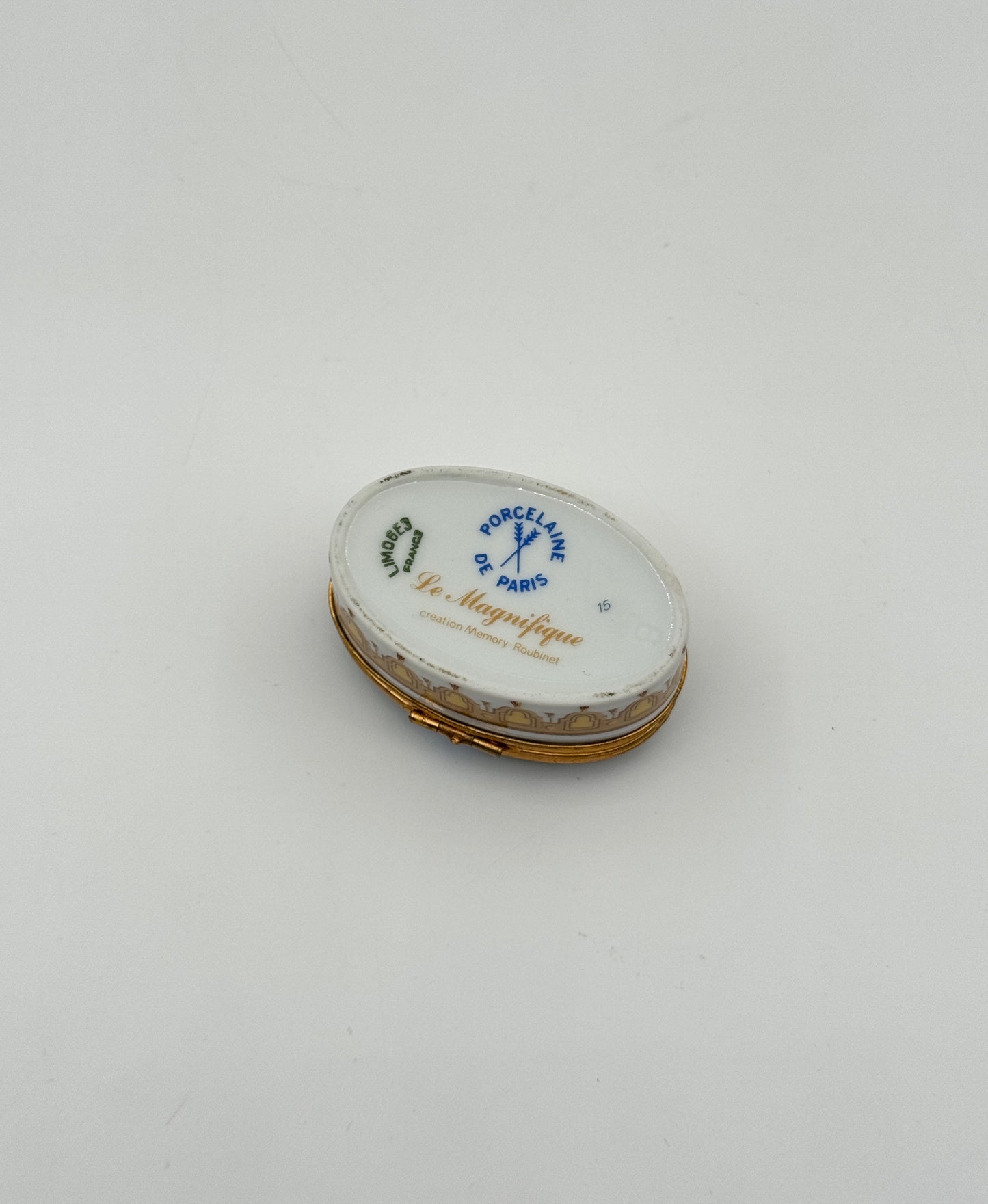 Limoges Porcelain Trinket Box – Hand-Painted Greyhound – Porcelaine de Paris, France