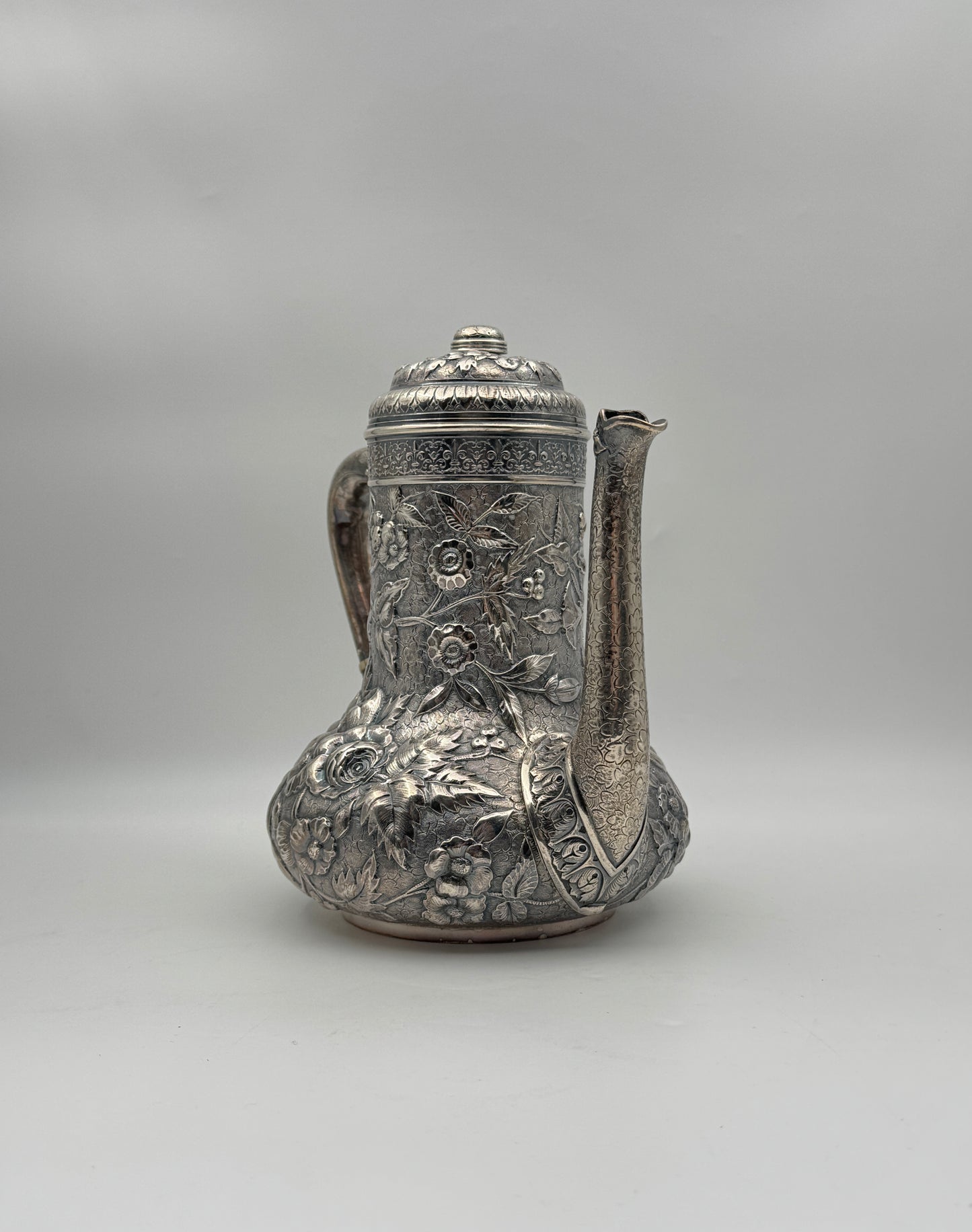 Dominick & Haff Sterling Silver Repoussé Coffee & Tea Service – Dated 1881