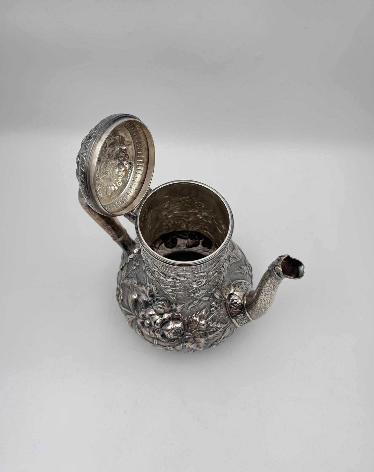 Dominick & Haff Sterling Silver Repoussé Coffee & Tea Service – Dated 1881