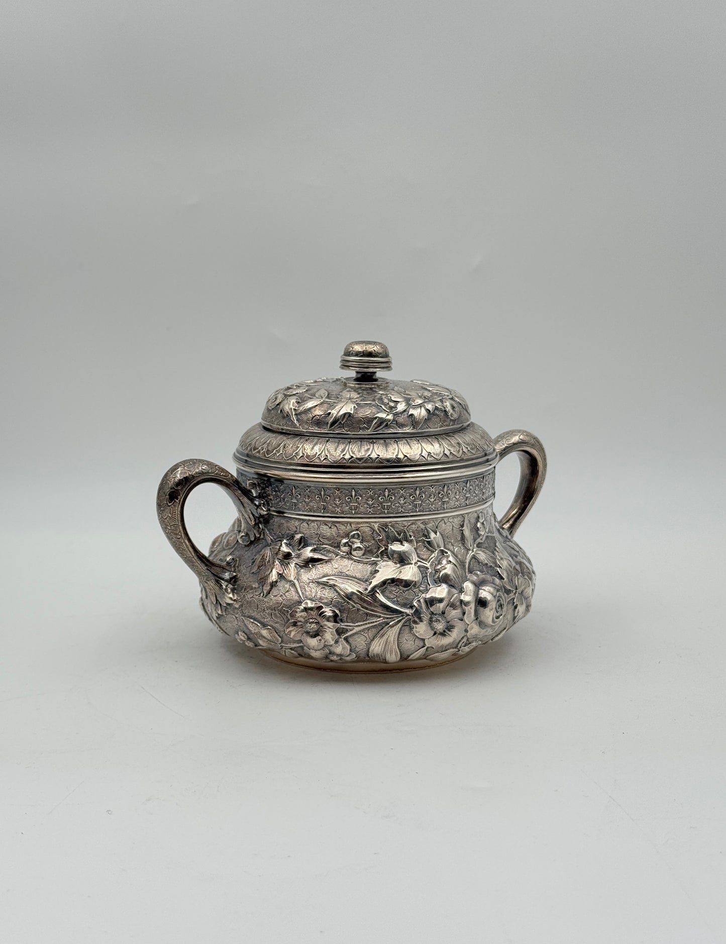 Dominick & Haff Sterling Silver Repoussé Coffee & Tea Service – Dated 1881