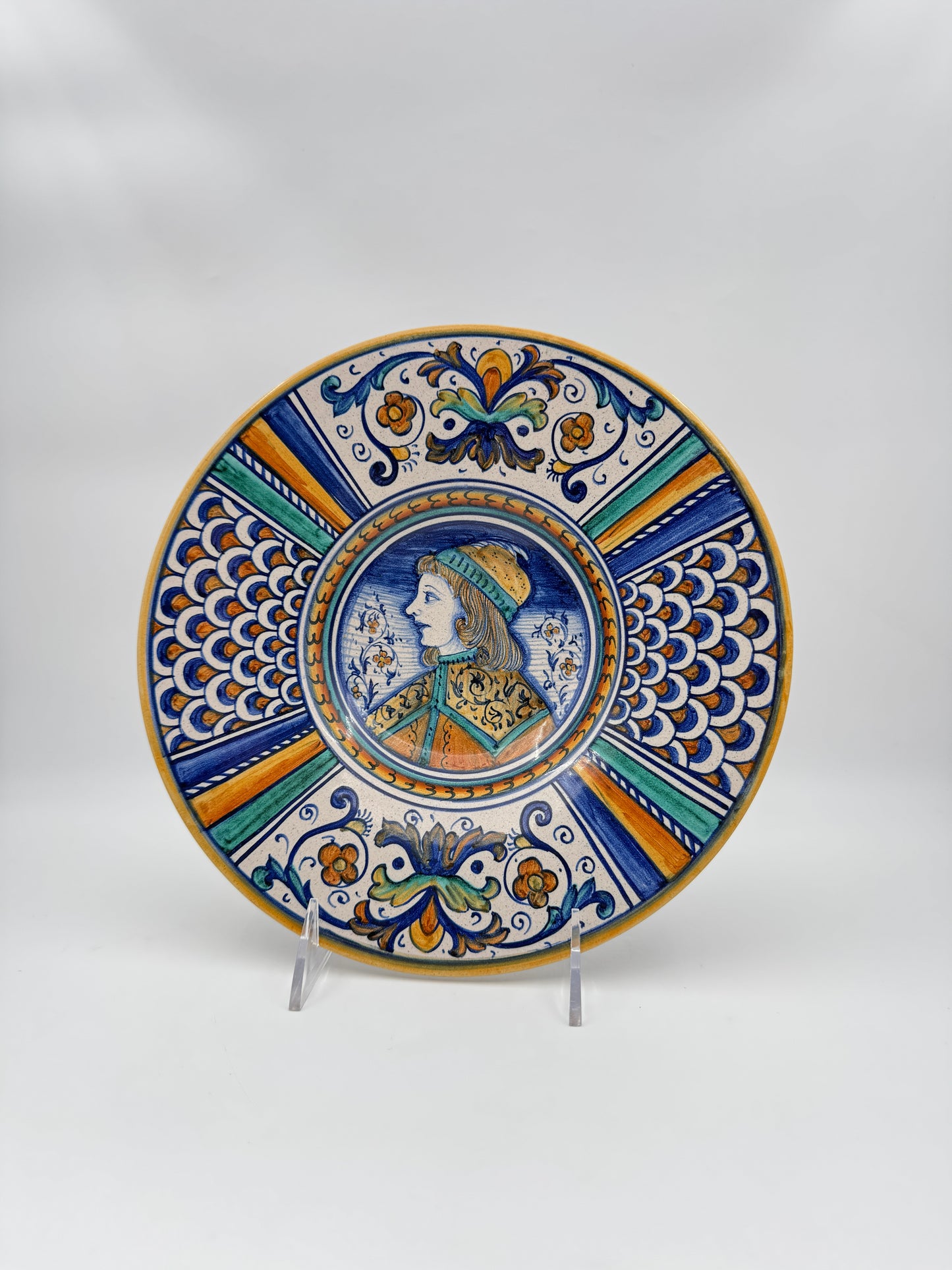 Pair of Italian Maiolica Portrait Plates – Hand-Painted