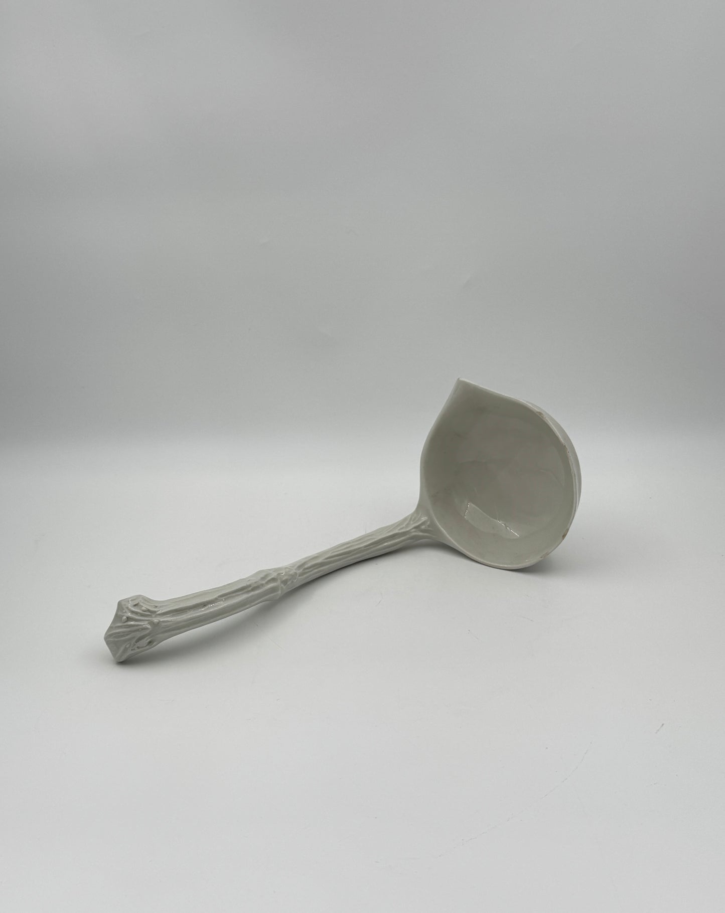 White Ironstone Tureen with Lid, Underplate & ladle – Red Cliff, c.1975