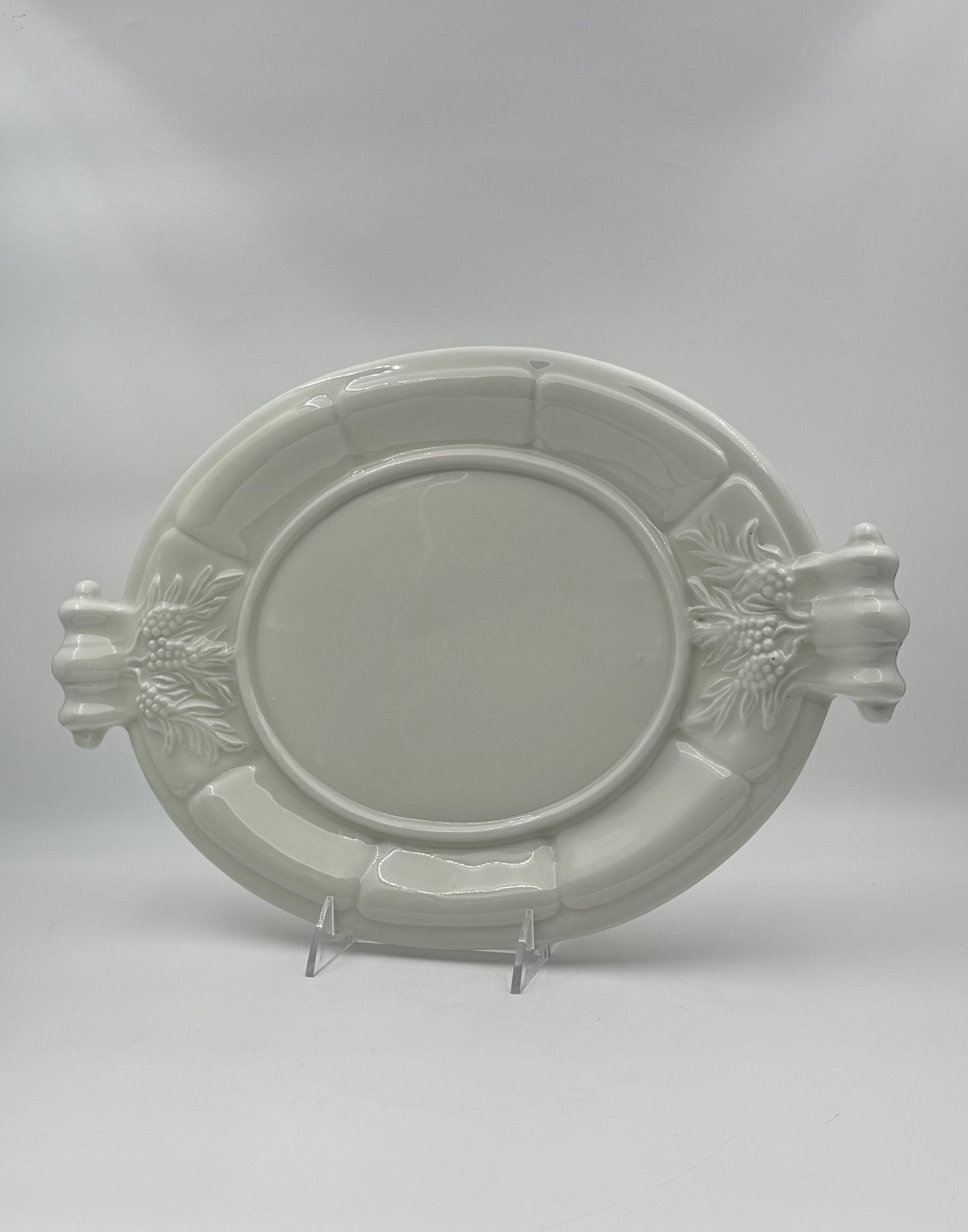 White Ironstone Tureen with Lid, Underplate & ladle – Red Cliff, c.1975