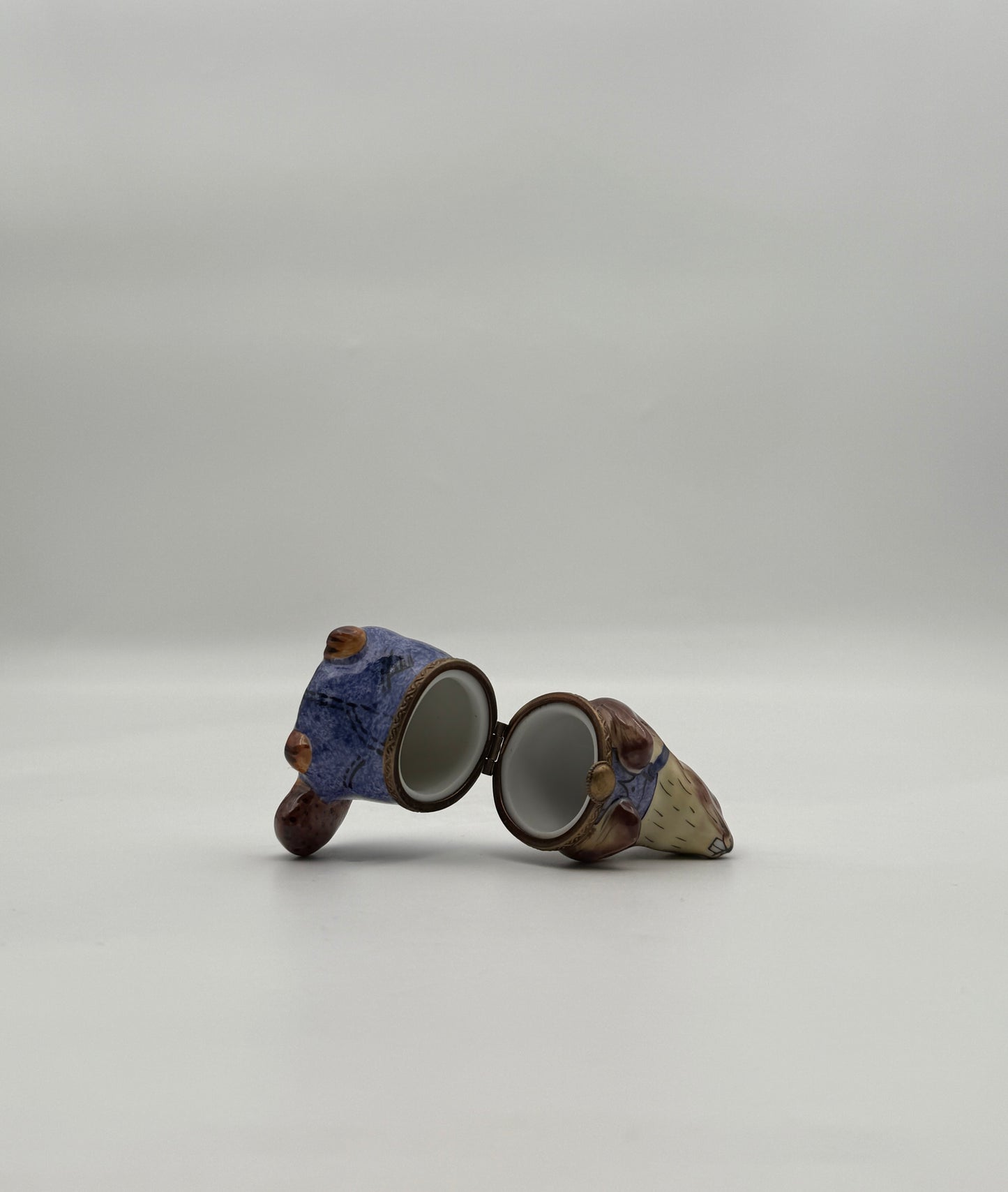 Limoges France Beaver Porcelain Trinket Box Hand-Painted Collectible