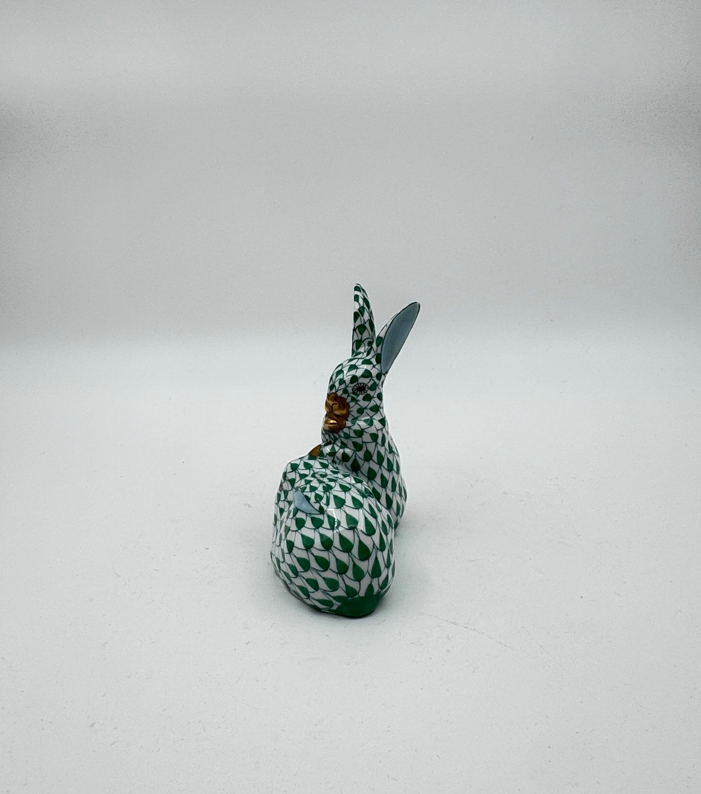 Herend Emerald Green Fishnet Pair of Bunnies