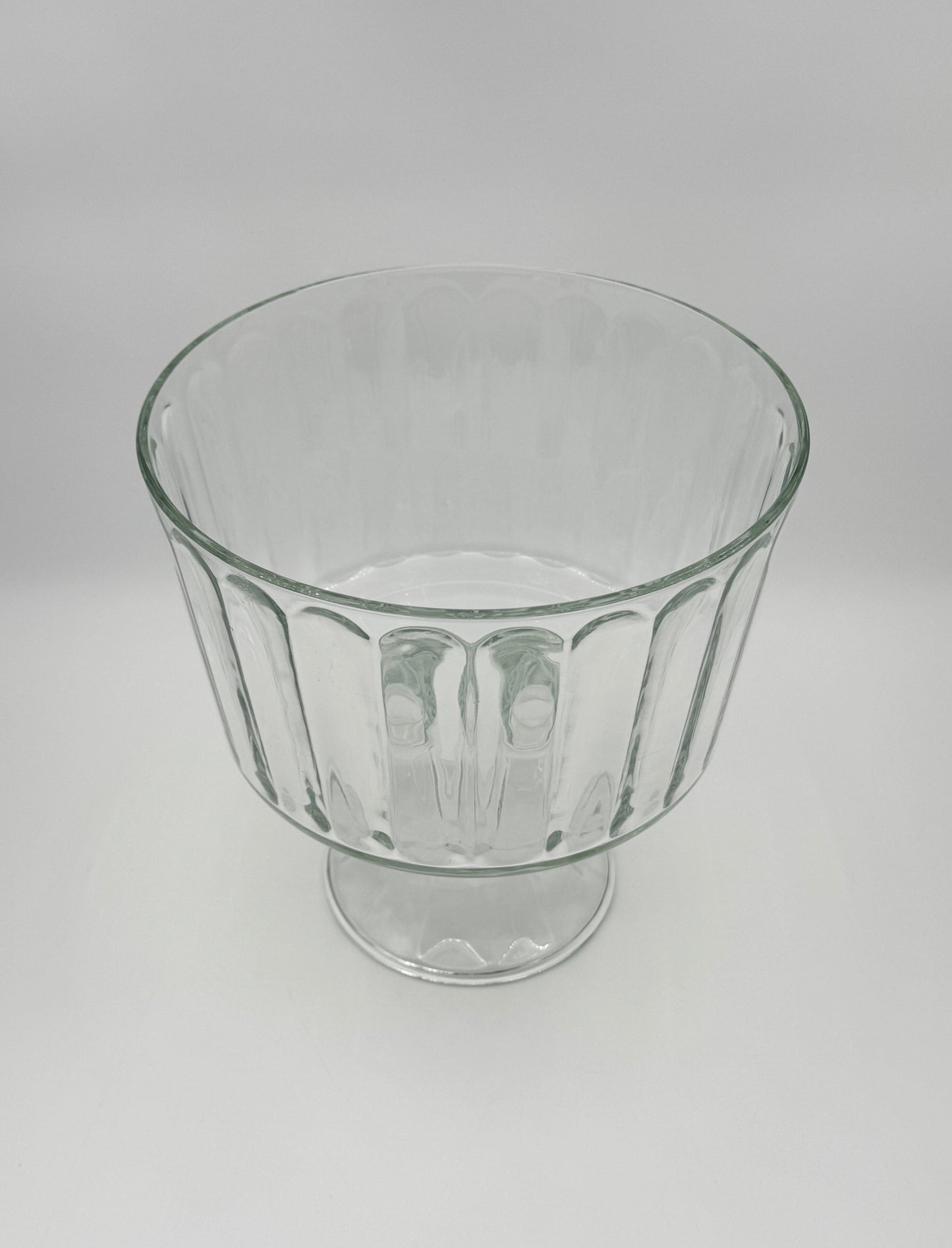 Glass Trifle Bowl – Classic Pedestal Design