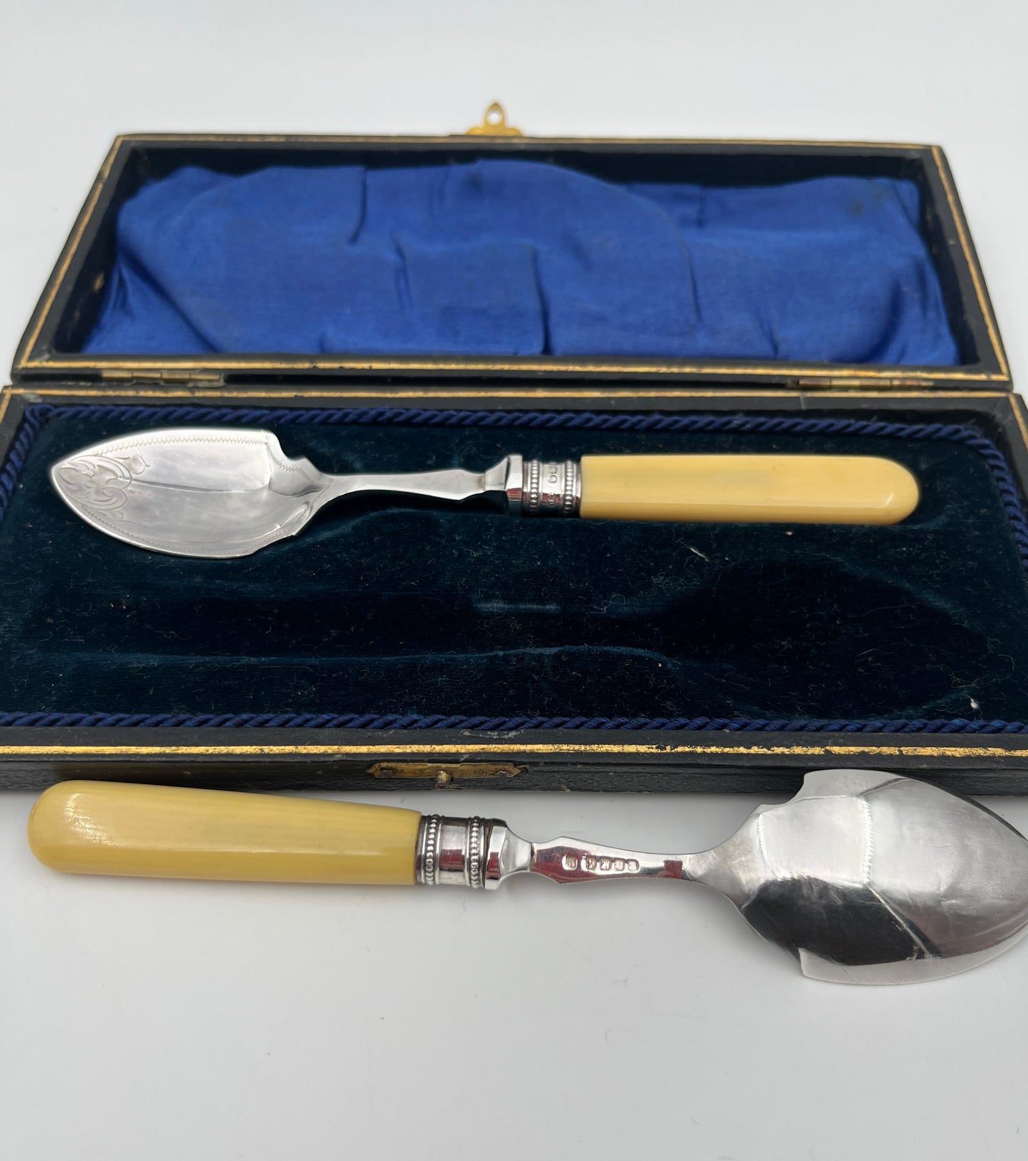 Boxed Silverplate Jam Spoons with Sterling Bands – England, Early 20th Century
