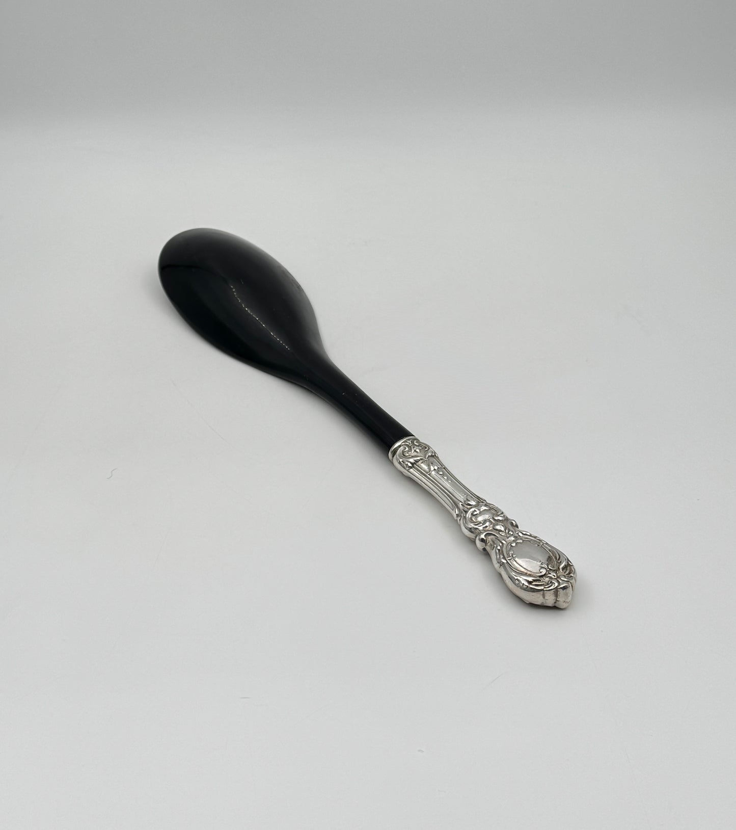 Reed & Barton Sterling Handled Salad Servers – Ornate Floral Pattern, Black Utensils
