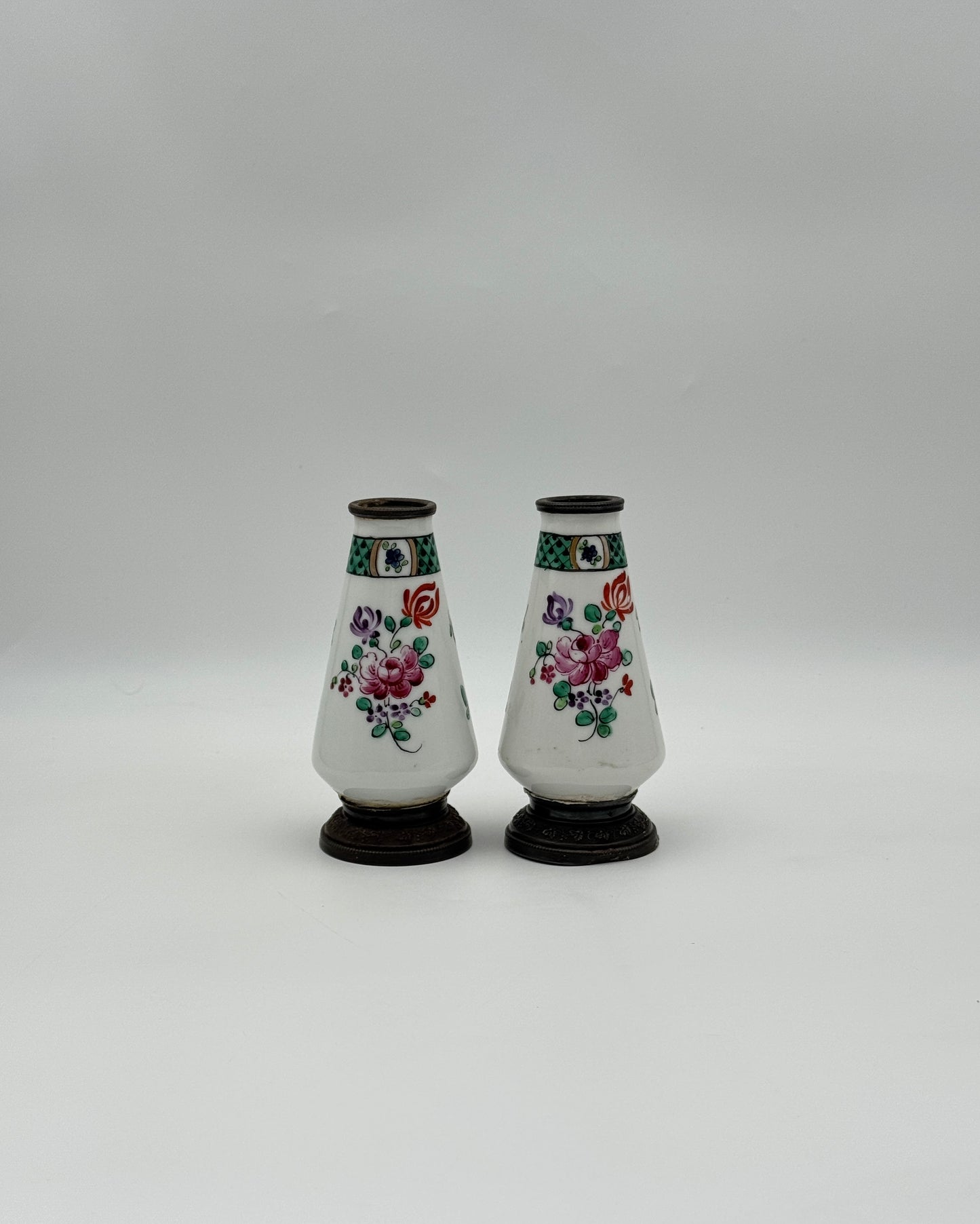 Pair of Handpainted Porcelain Bud Vases – Floral Design