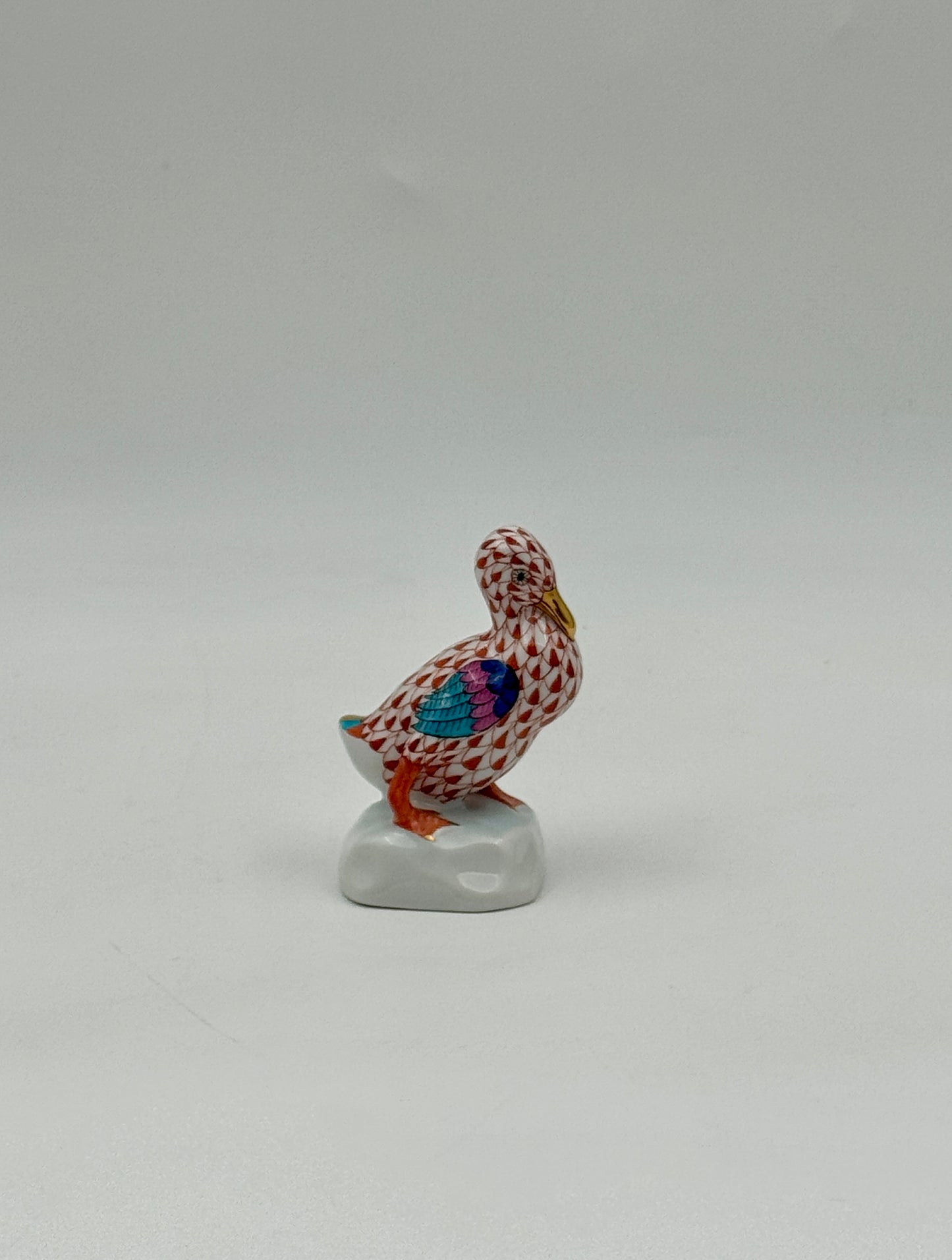 Herend Miniature Duck Figurine – Rust Fishnet Pattern with Multi-Color Feathers
