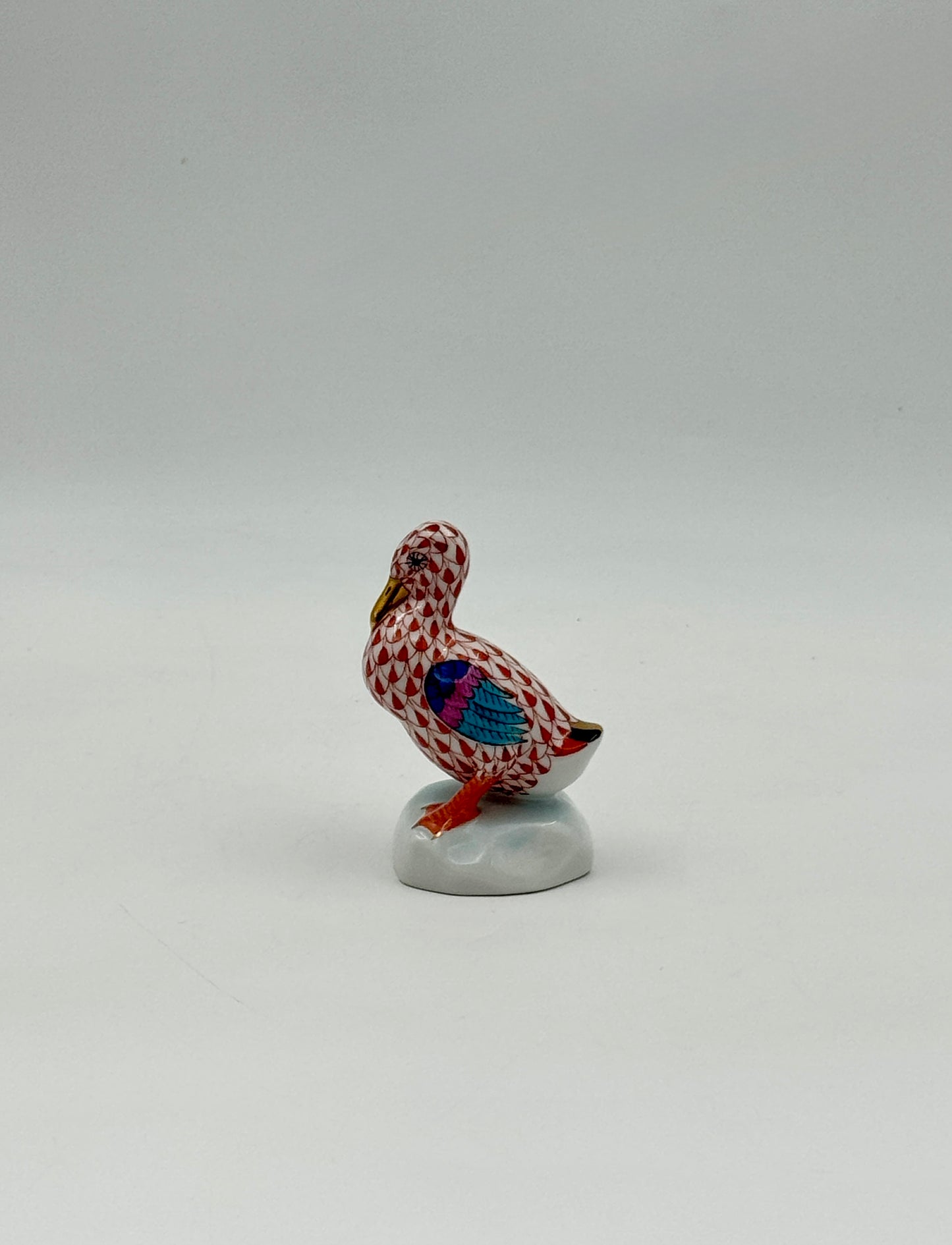Herend Miniature Duck Figurine – Rust Fishnet Pattern with Multi-Color Feathers