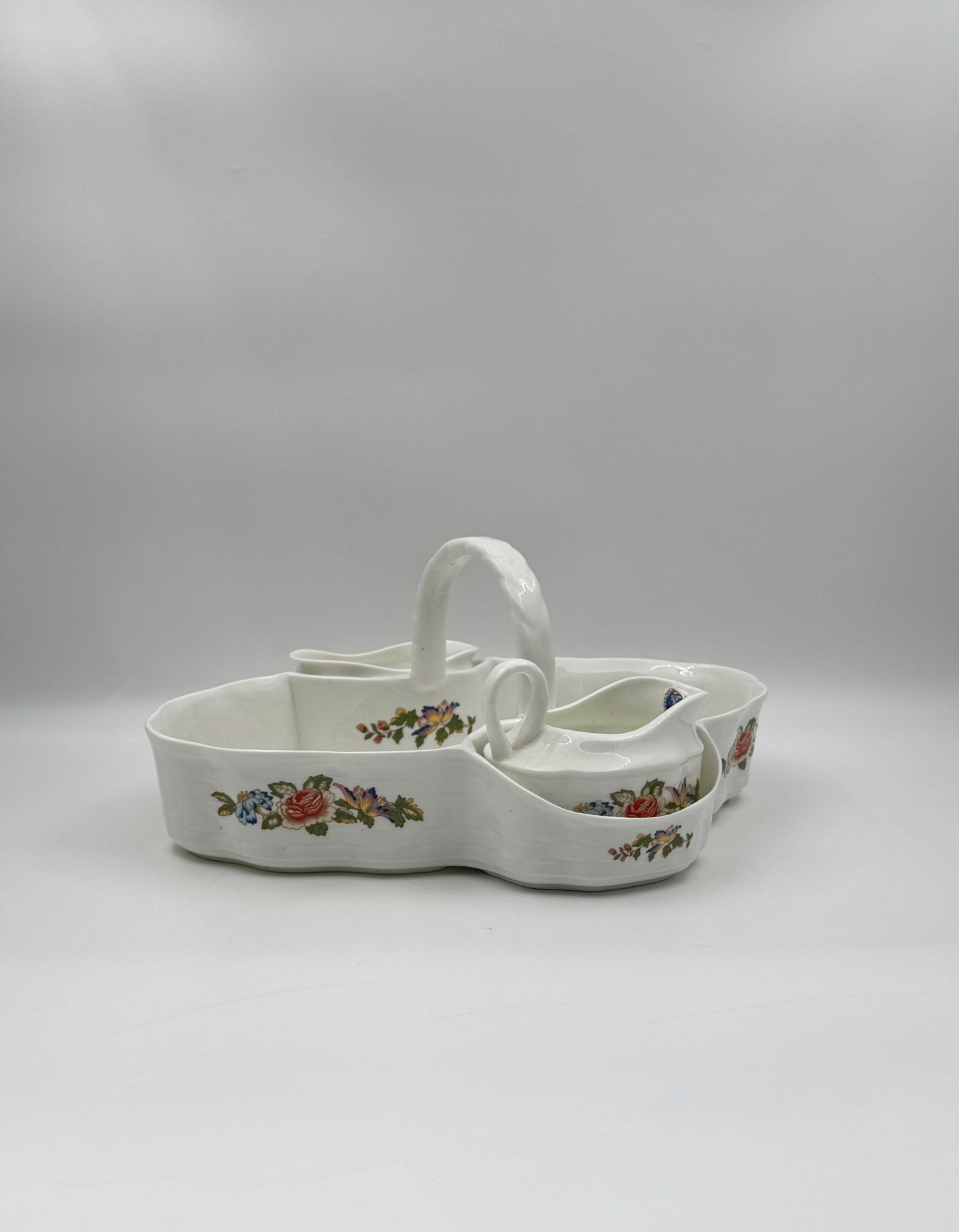 Aynsley "Cottage Garden" Strawberry Basket with Cream and Sugar – Bone China, England