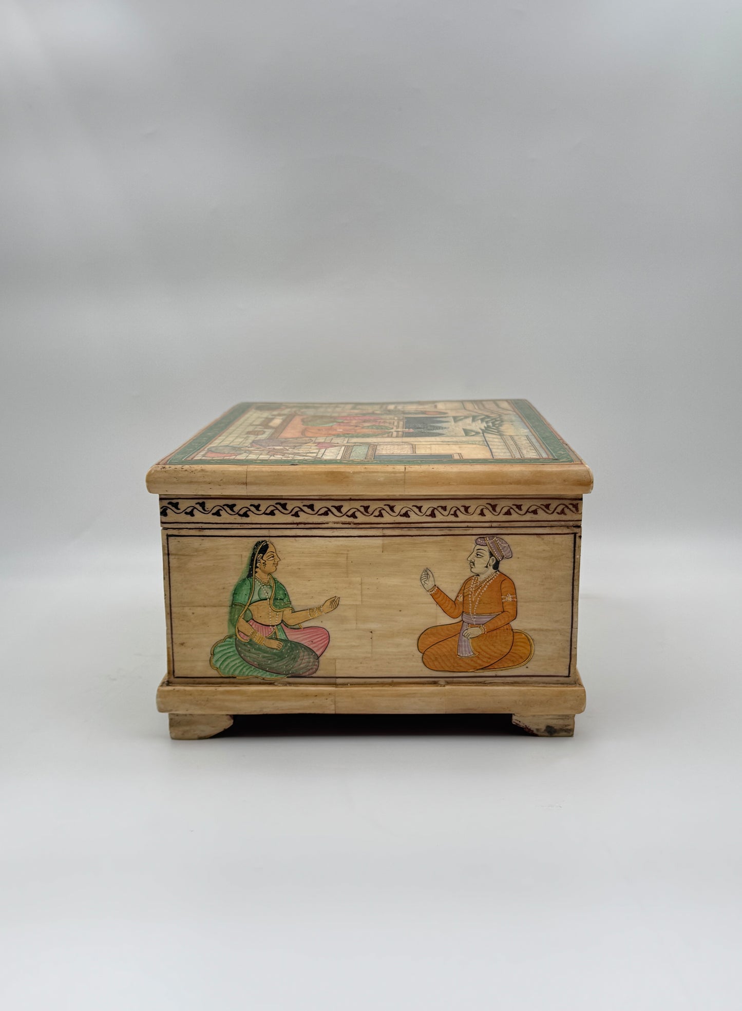 Hand-Painted Indian Bone Box – Mughal Court Scene & Floral Motifs