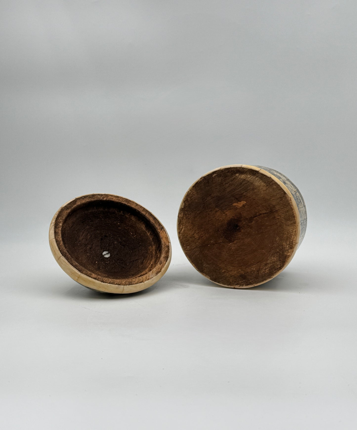 Hand-Painted Bone Betel Box – Round with Procession Scene