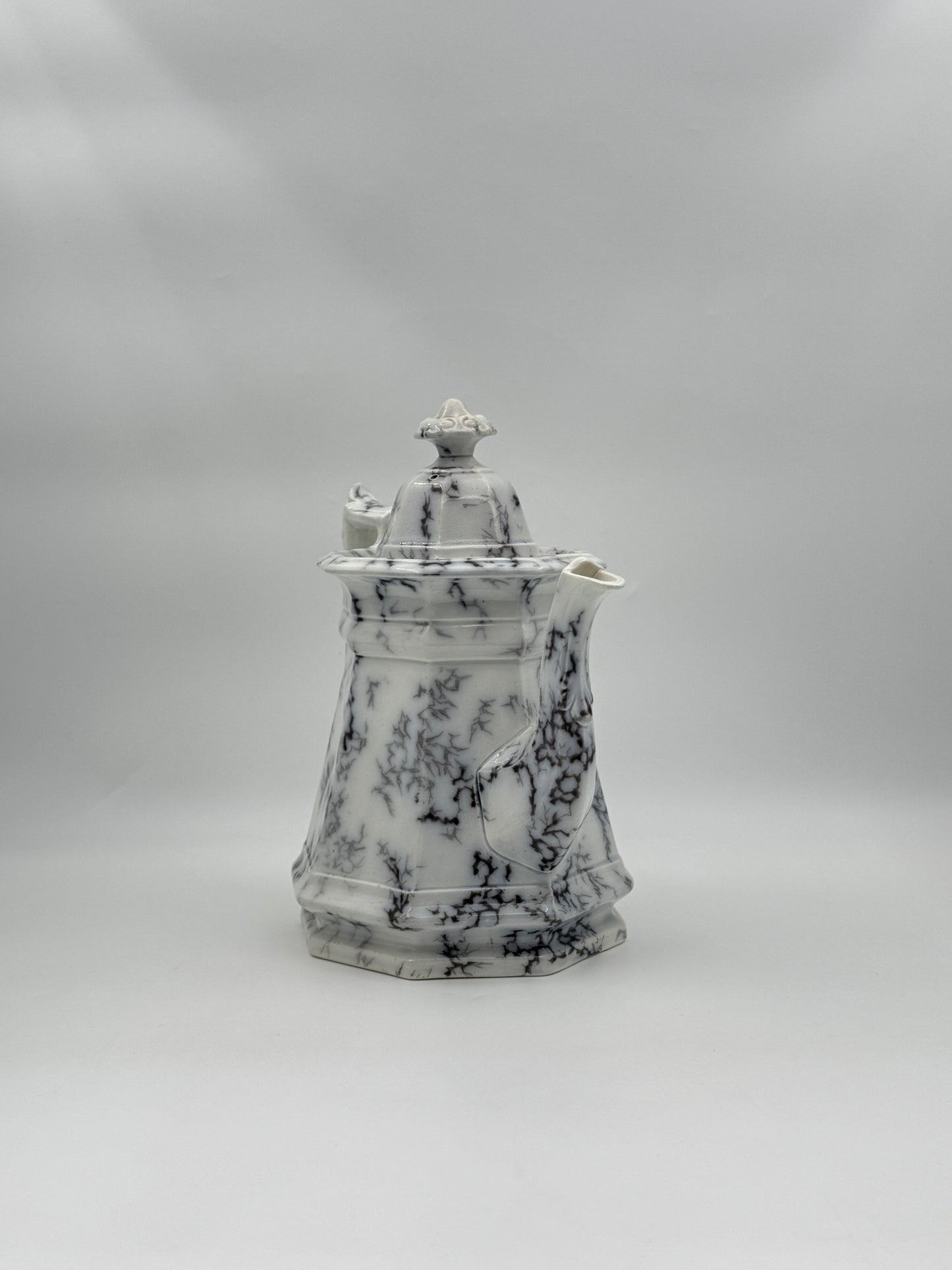 Antique Ironstone Coffee Pot – Pinder Mochaware, England c.1860