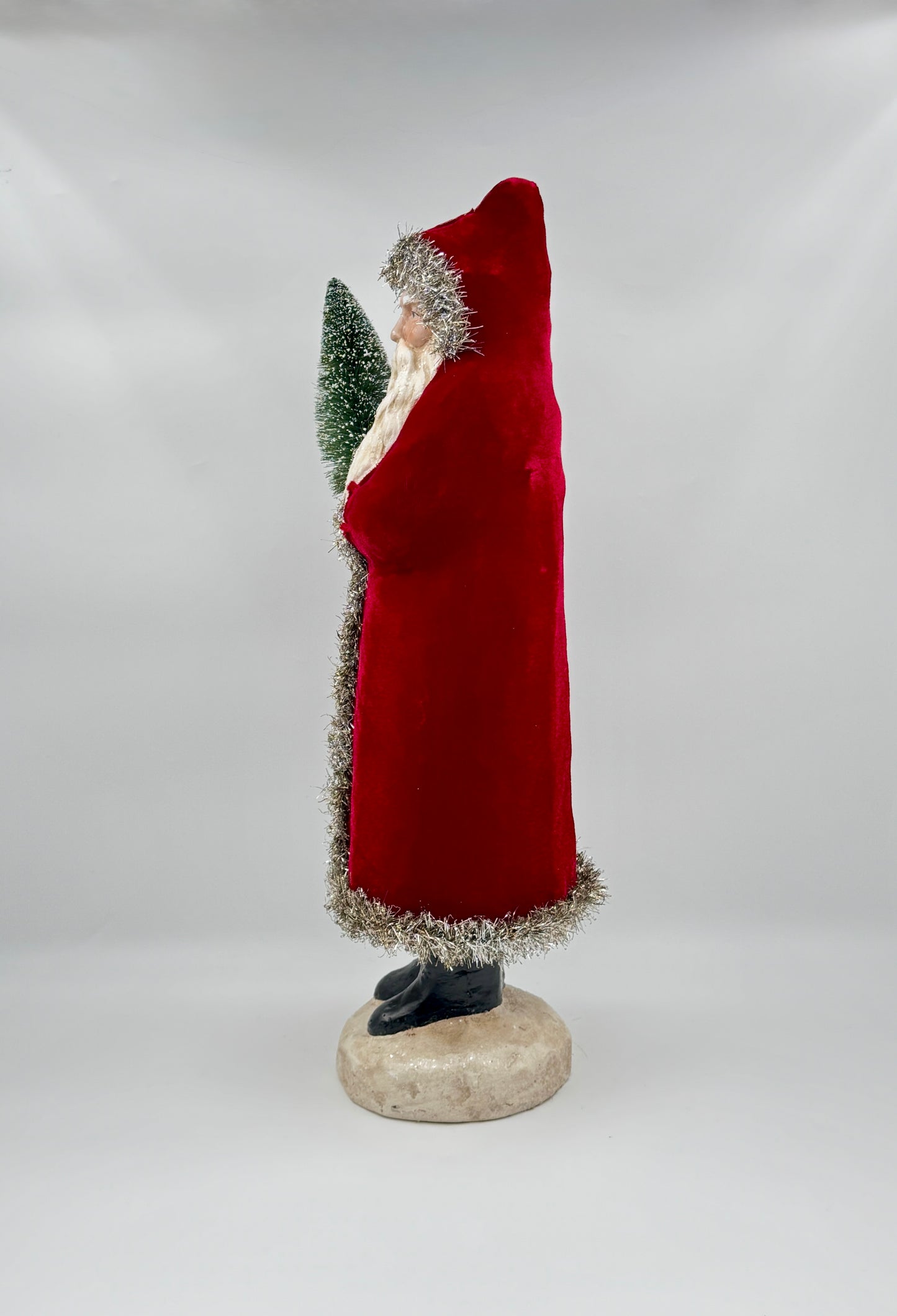 17" Red Velvet Santa – Raz Imports Figurine